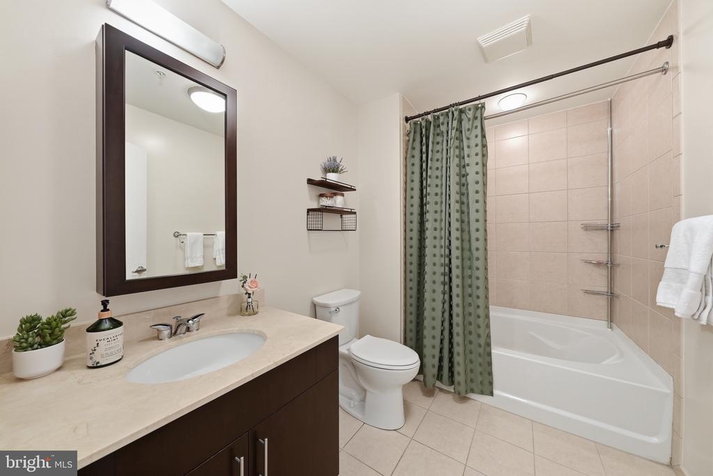 910 M STREET NW Unit: 329
