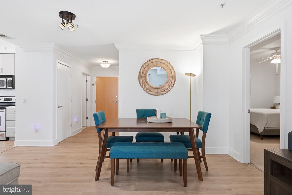 910 M STREET NW Unit: 329