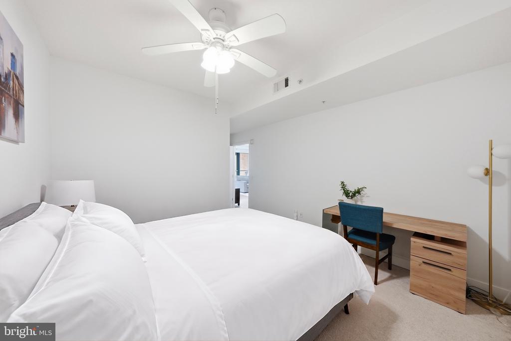 910 M STREET NW Unit: 329