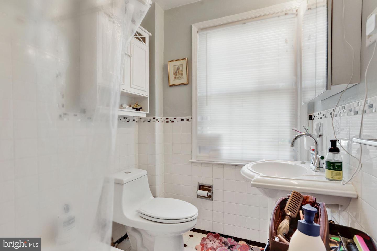 2226 Washington Ave #W-201