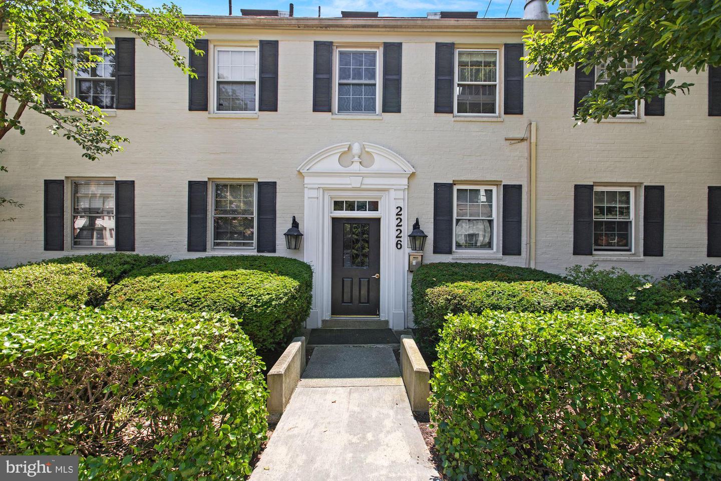 2226 Washington Ave #W-201