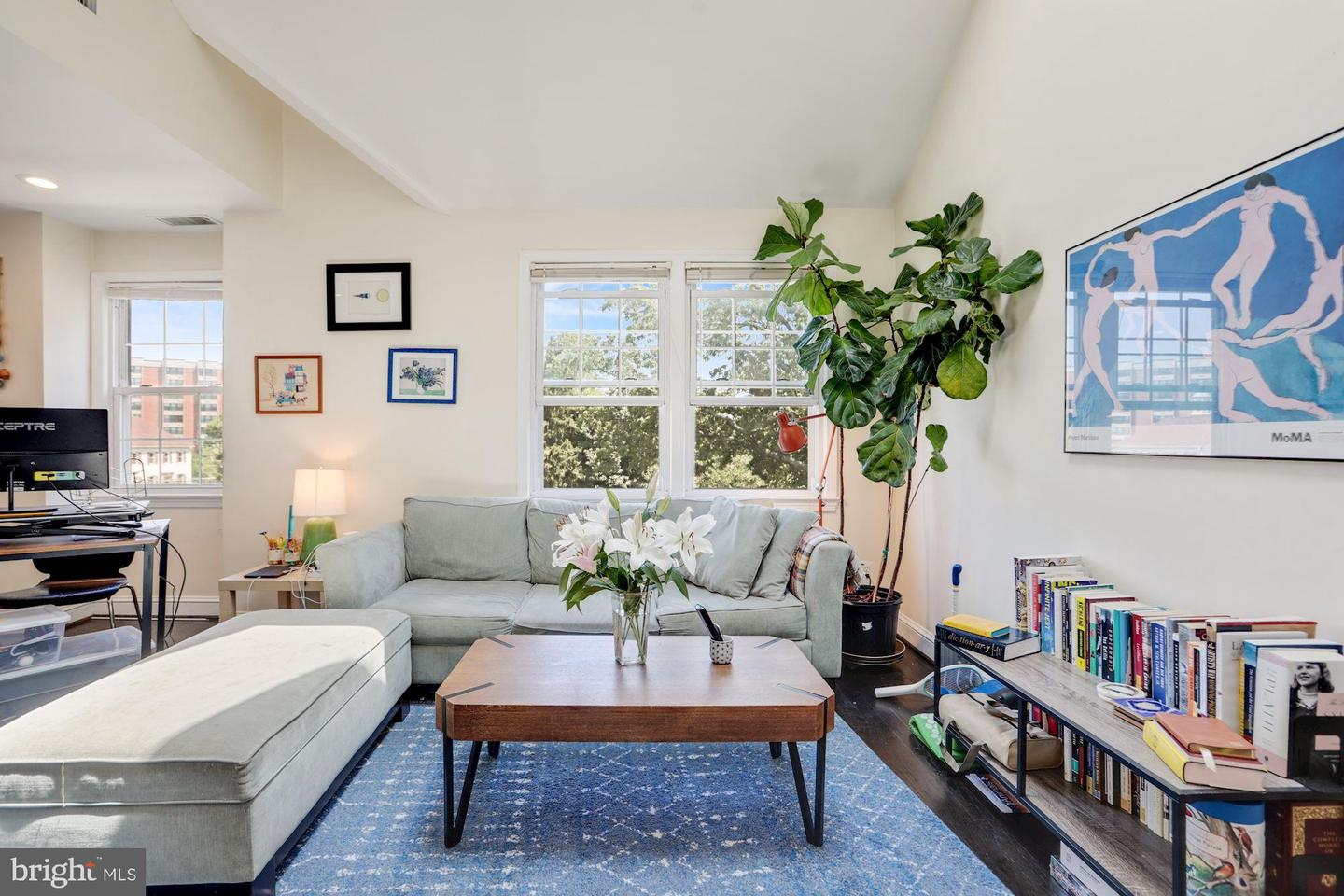 2226 Washington Ave #W-201