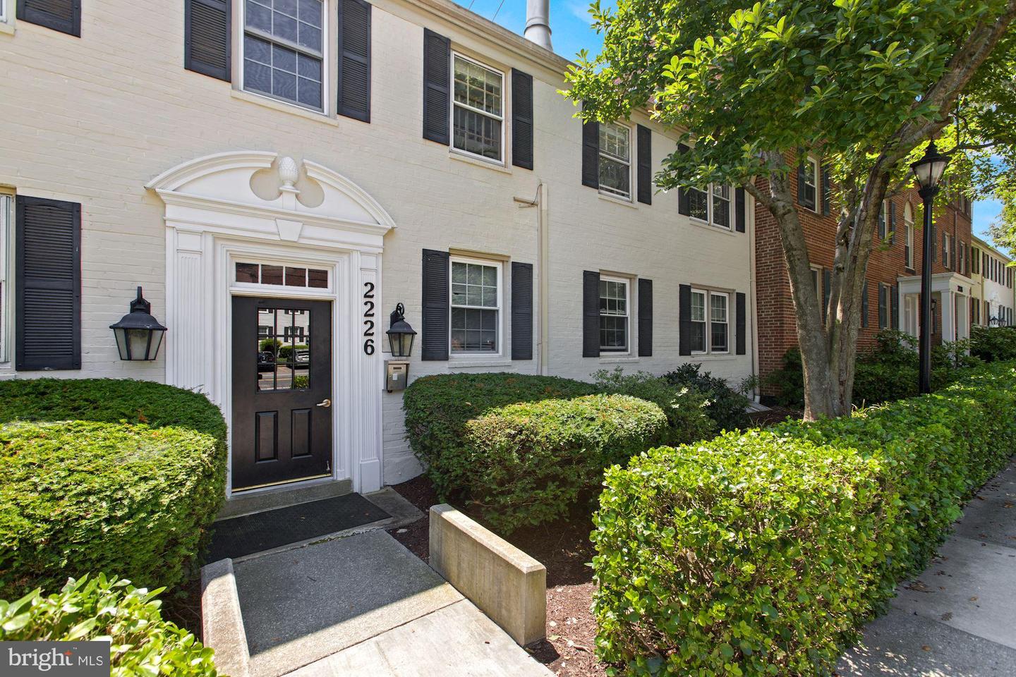 2226 Washington Ave #W-201