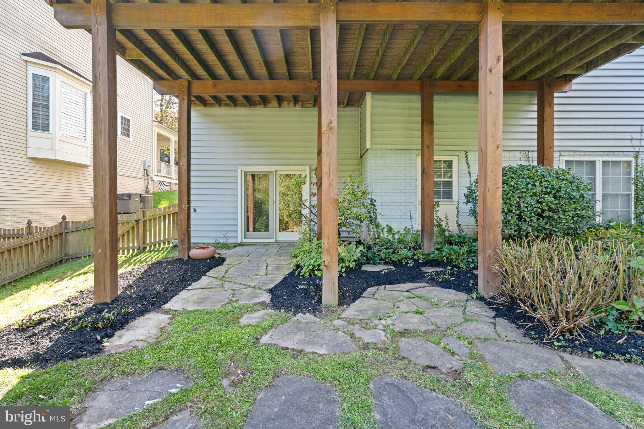 9821 Mount Pleasant Rd