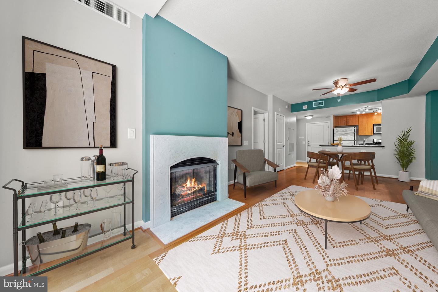 1021 N Garfield St #B28