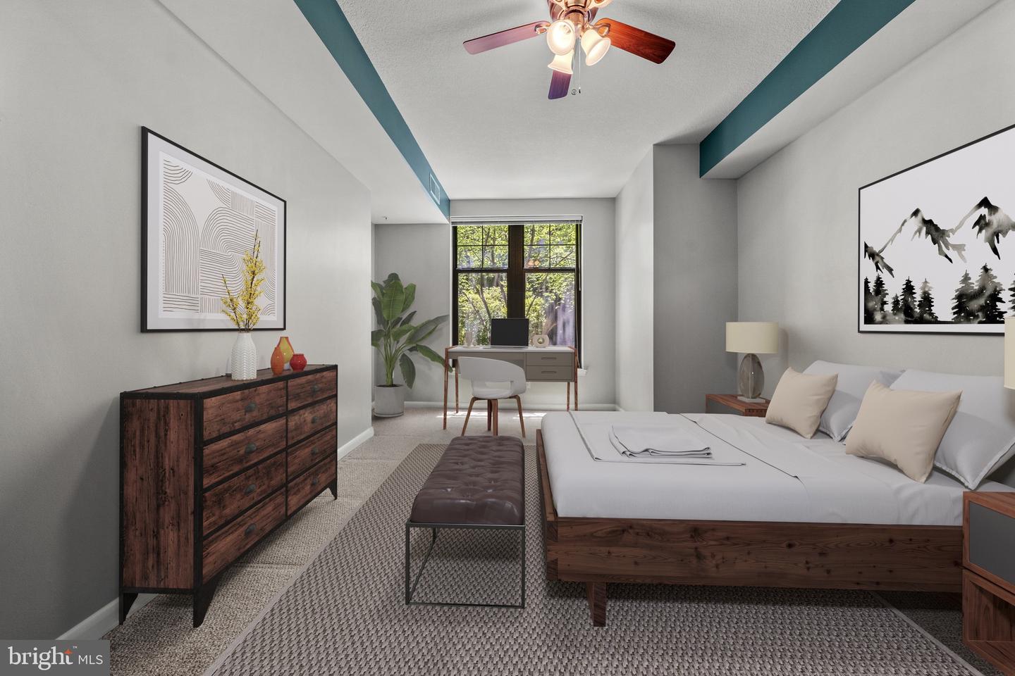 1021 N Garfield St #B28