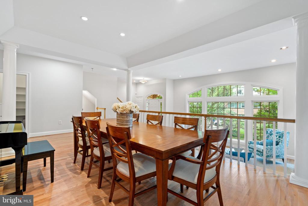 3929 VACATION LANE