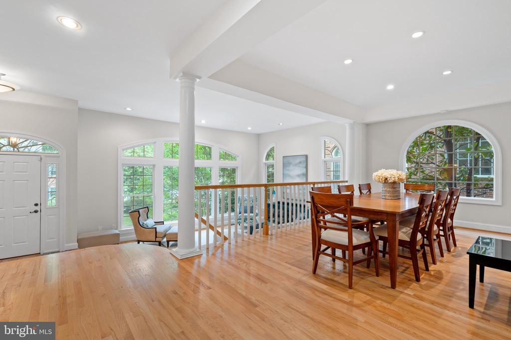 3929 VACATION LANE