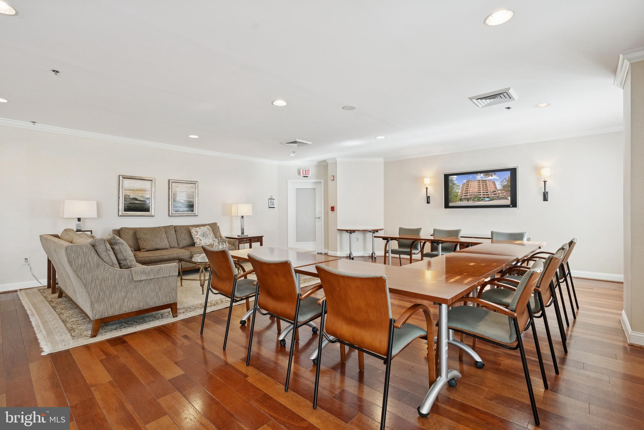 1050 N STUART STREET 229