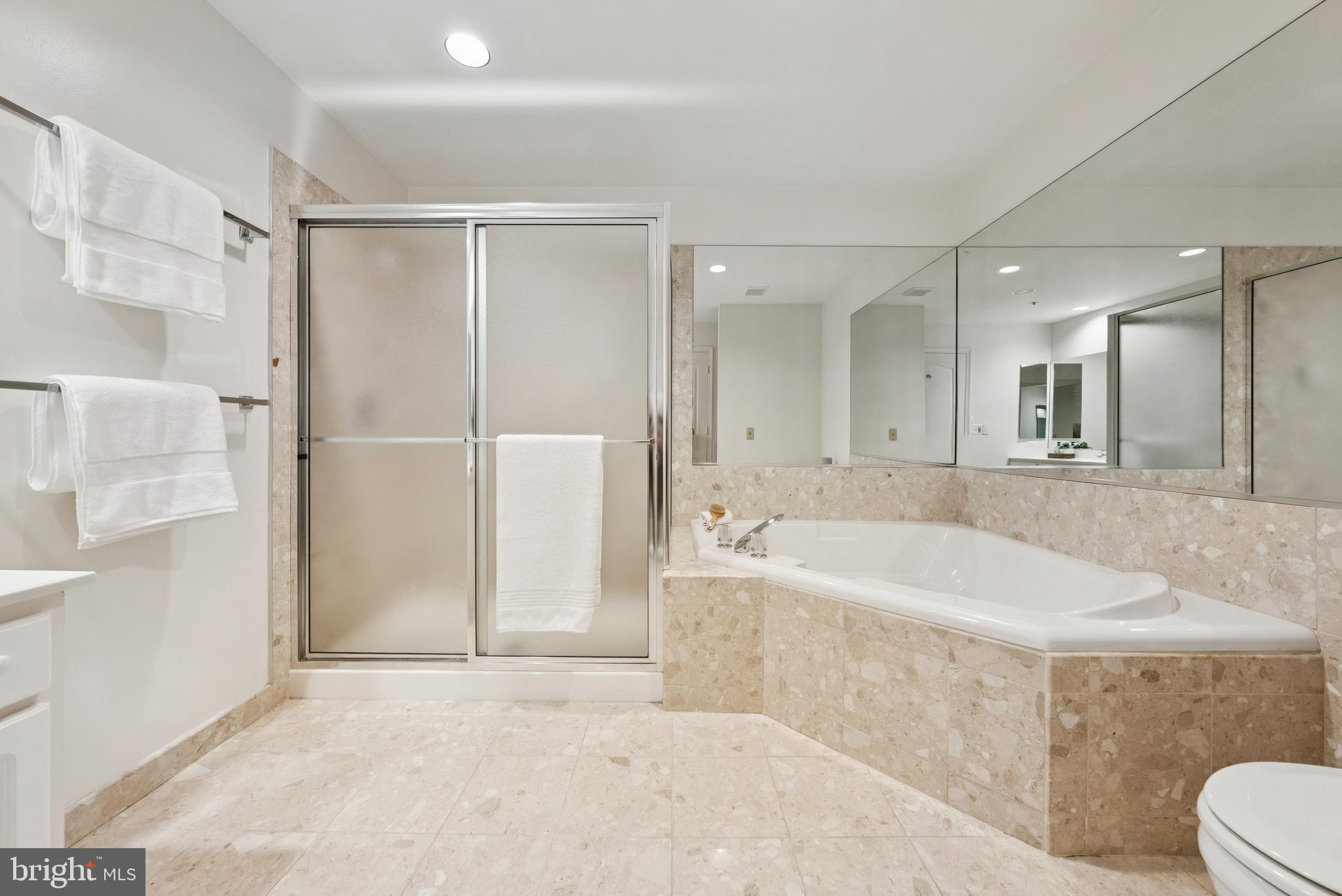 1050 N STUART STREET 229