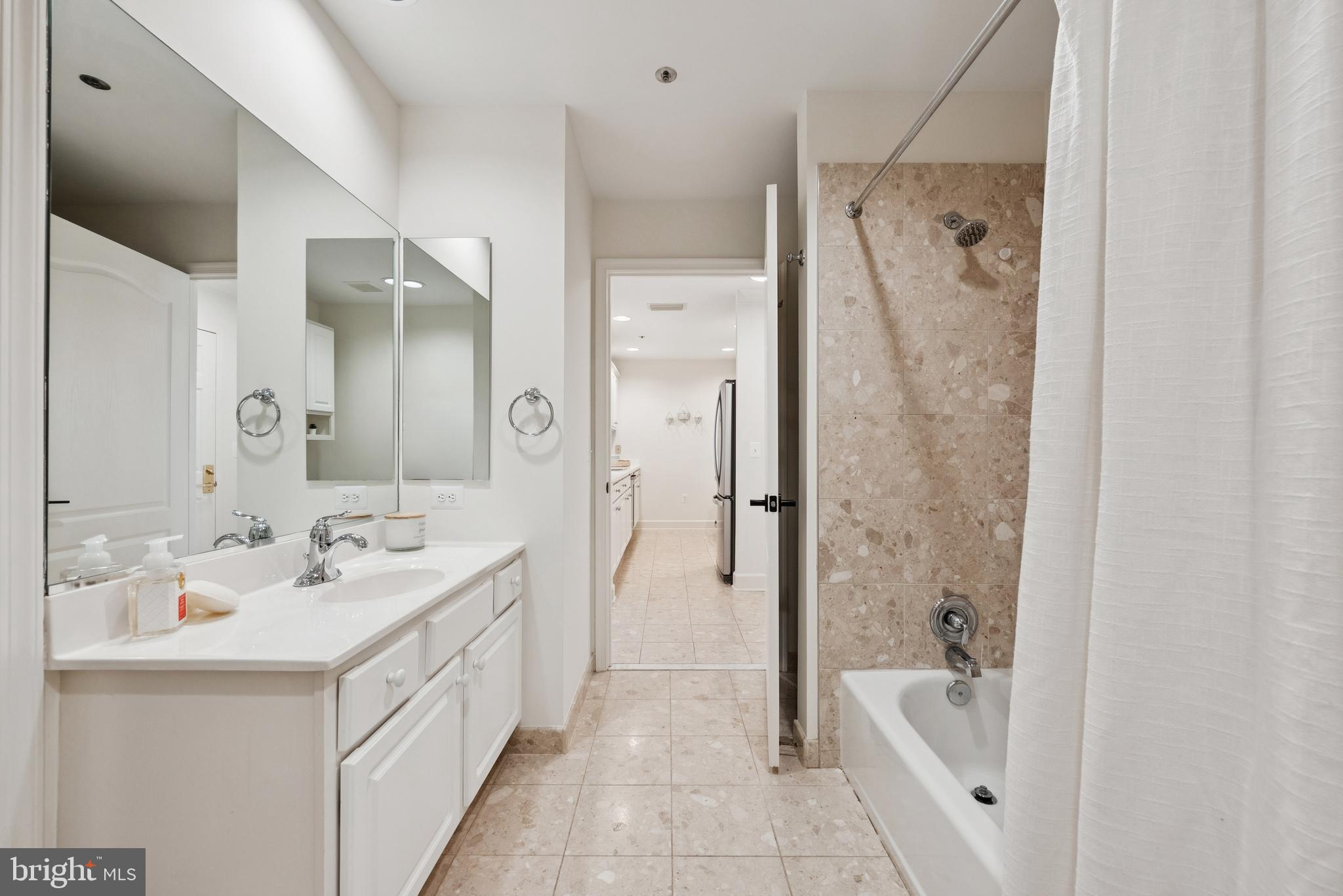 1050 N STUART STREET 229