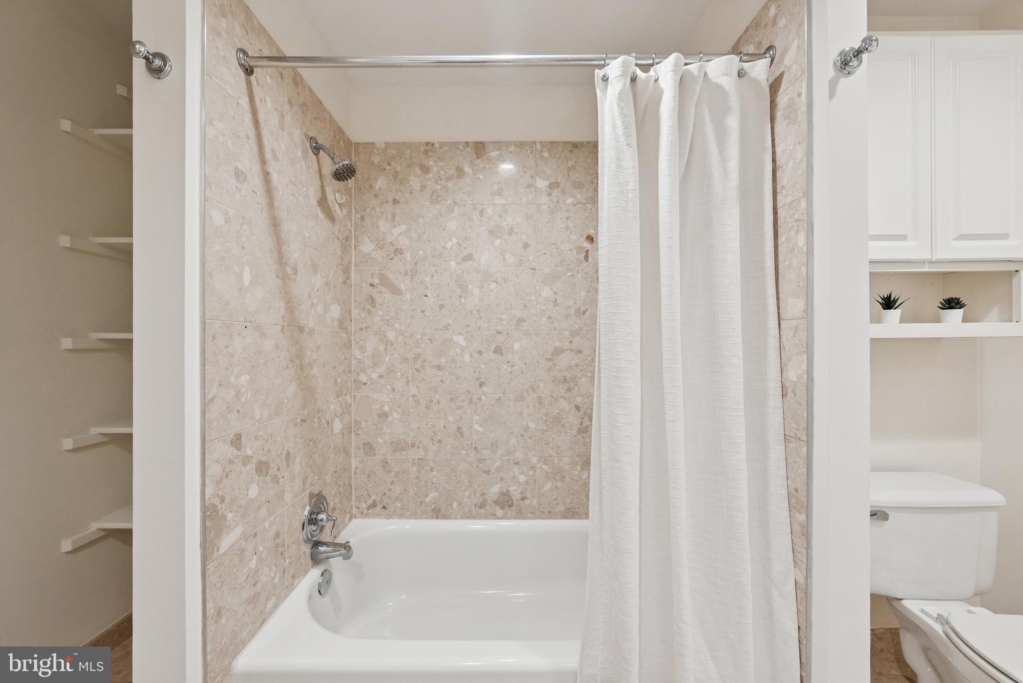 1050 N STUART STREET 229