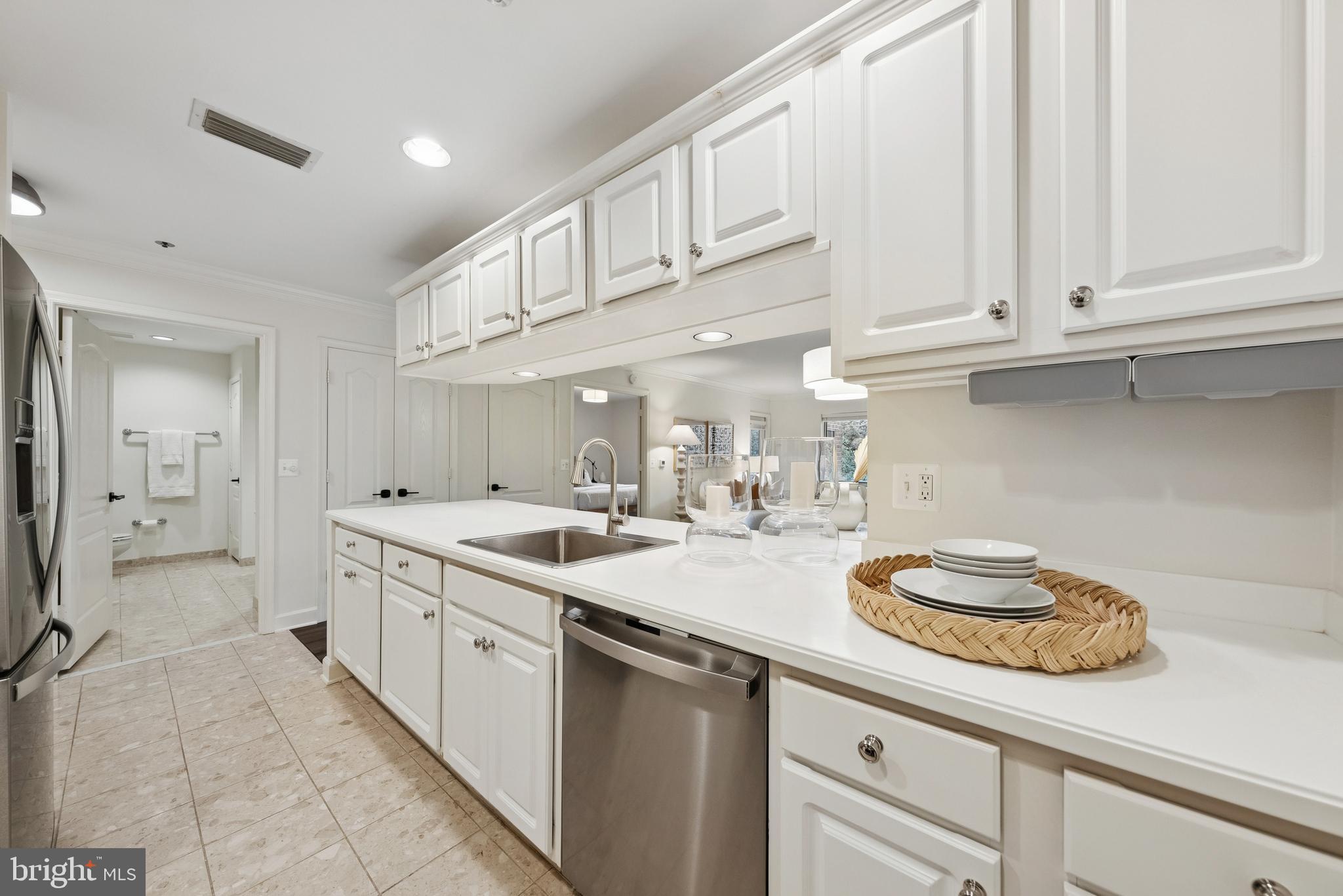 1050 N STUART STREET 229