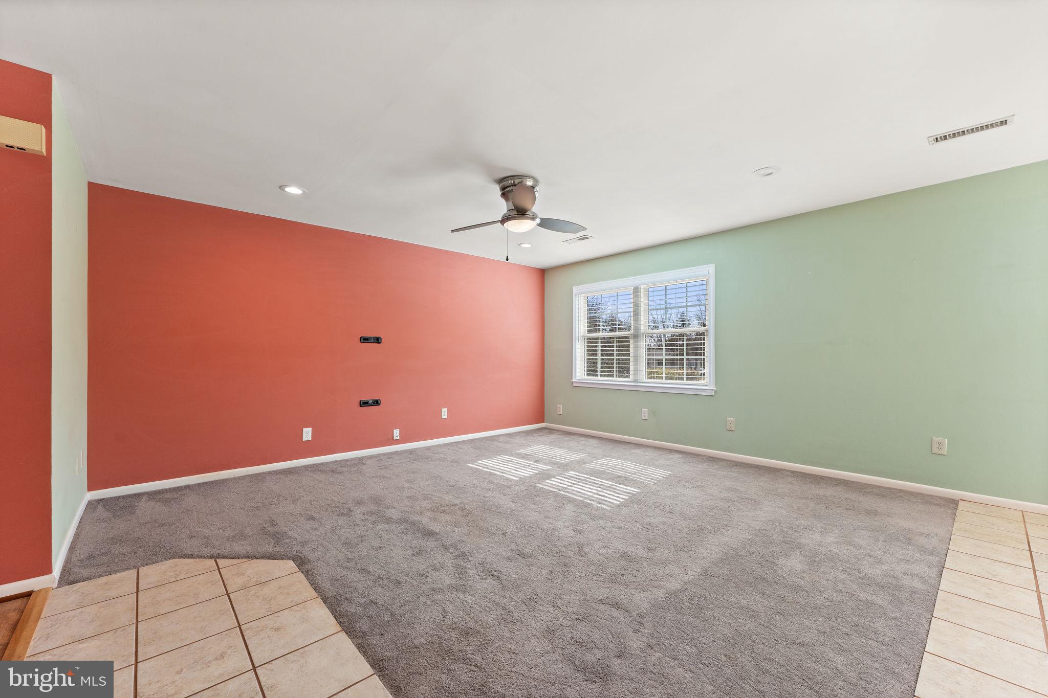 7168 King William St