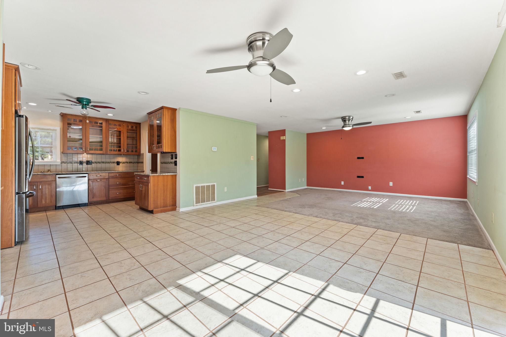 7168 King William St