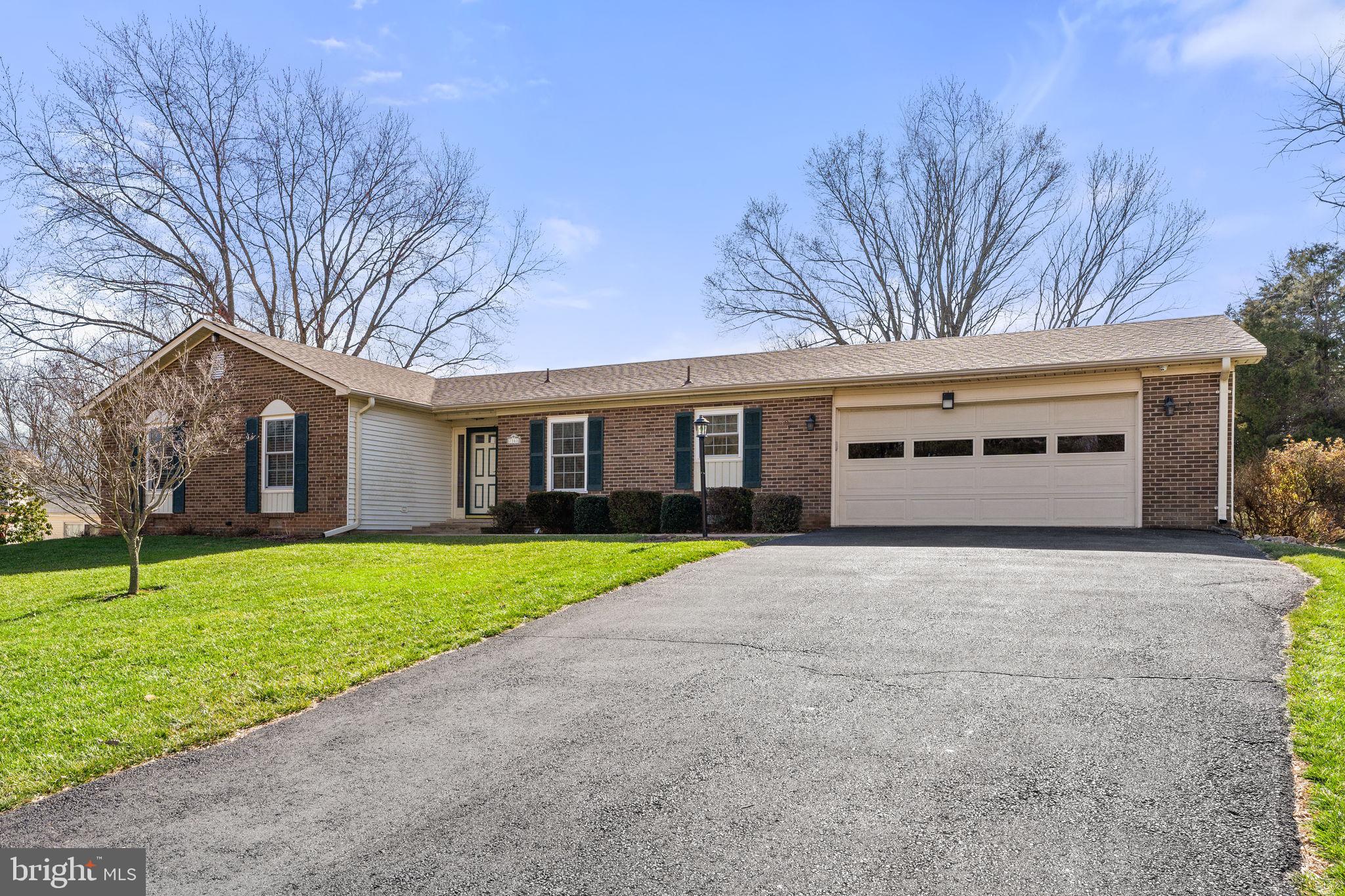 7168 King William St