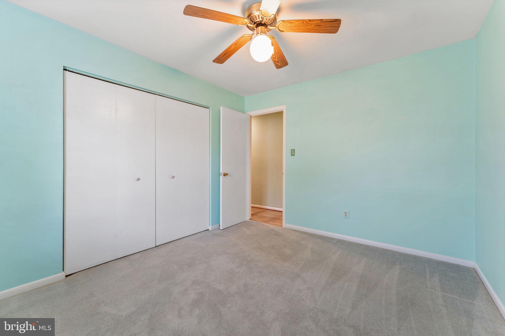 7168 King William St