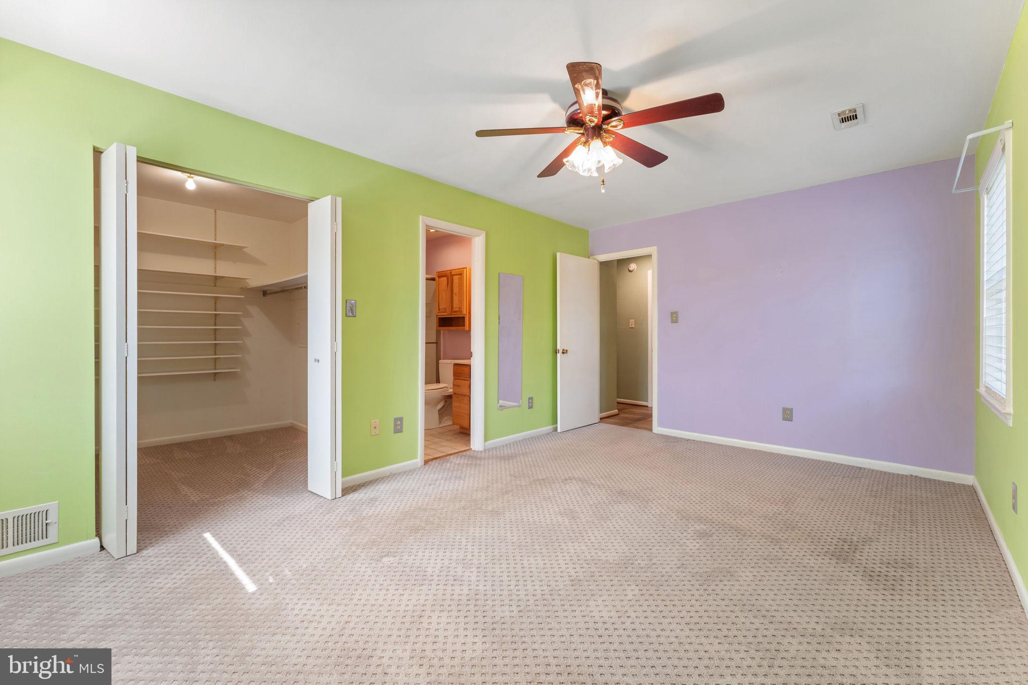 7168 King William St