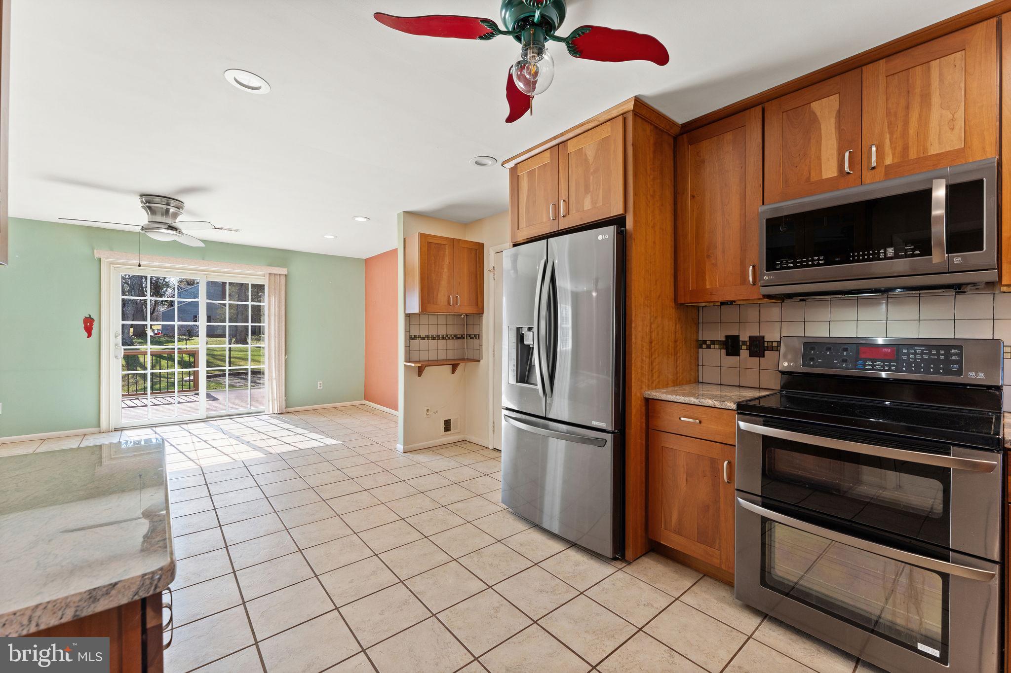 7168 King William St