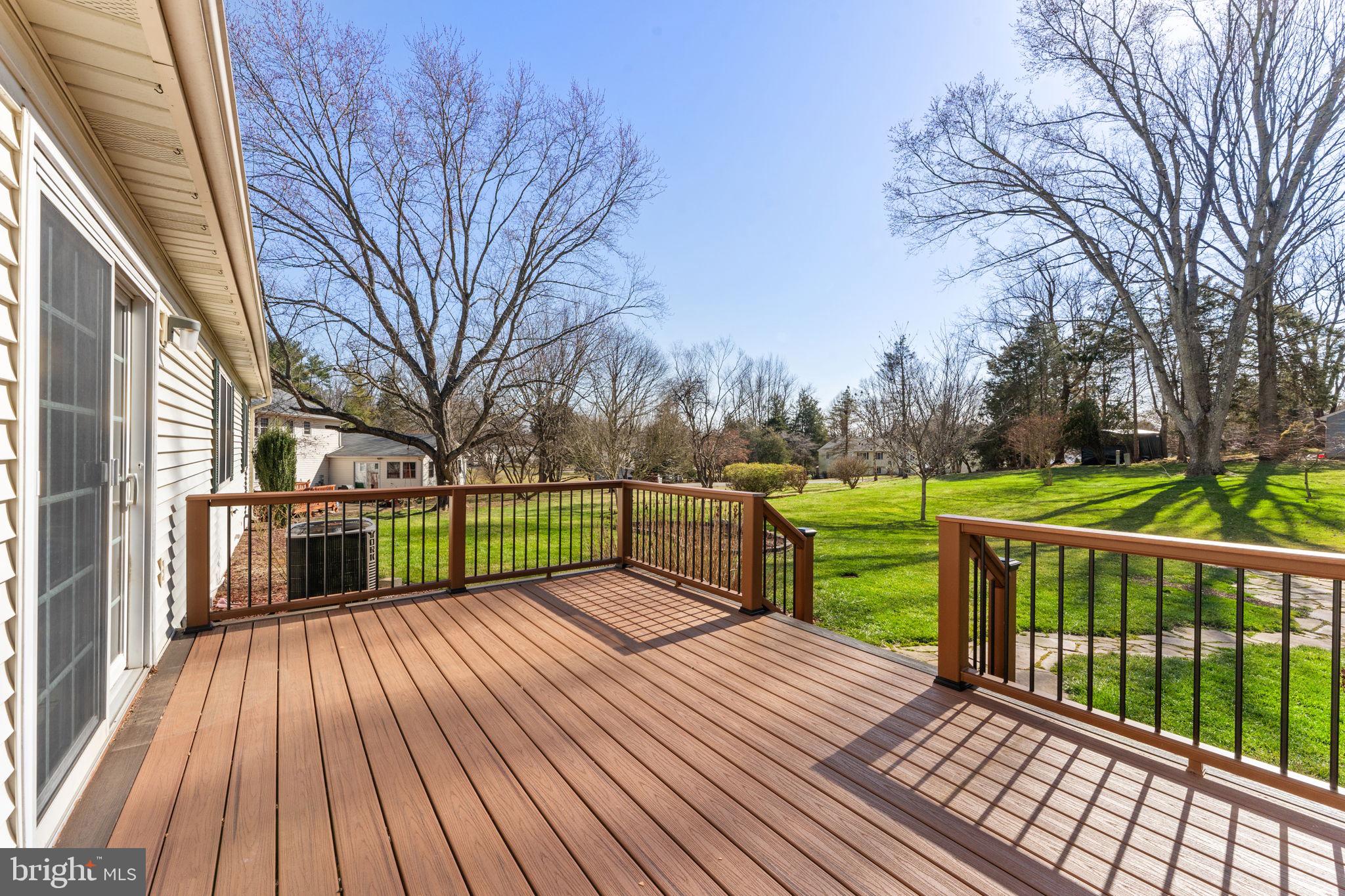 7168 King William St