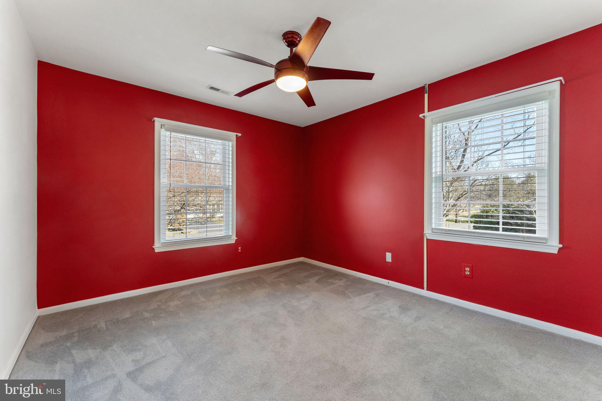 7168 King William St