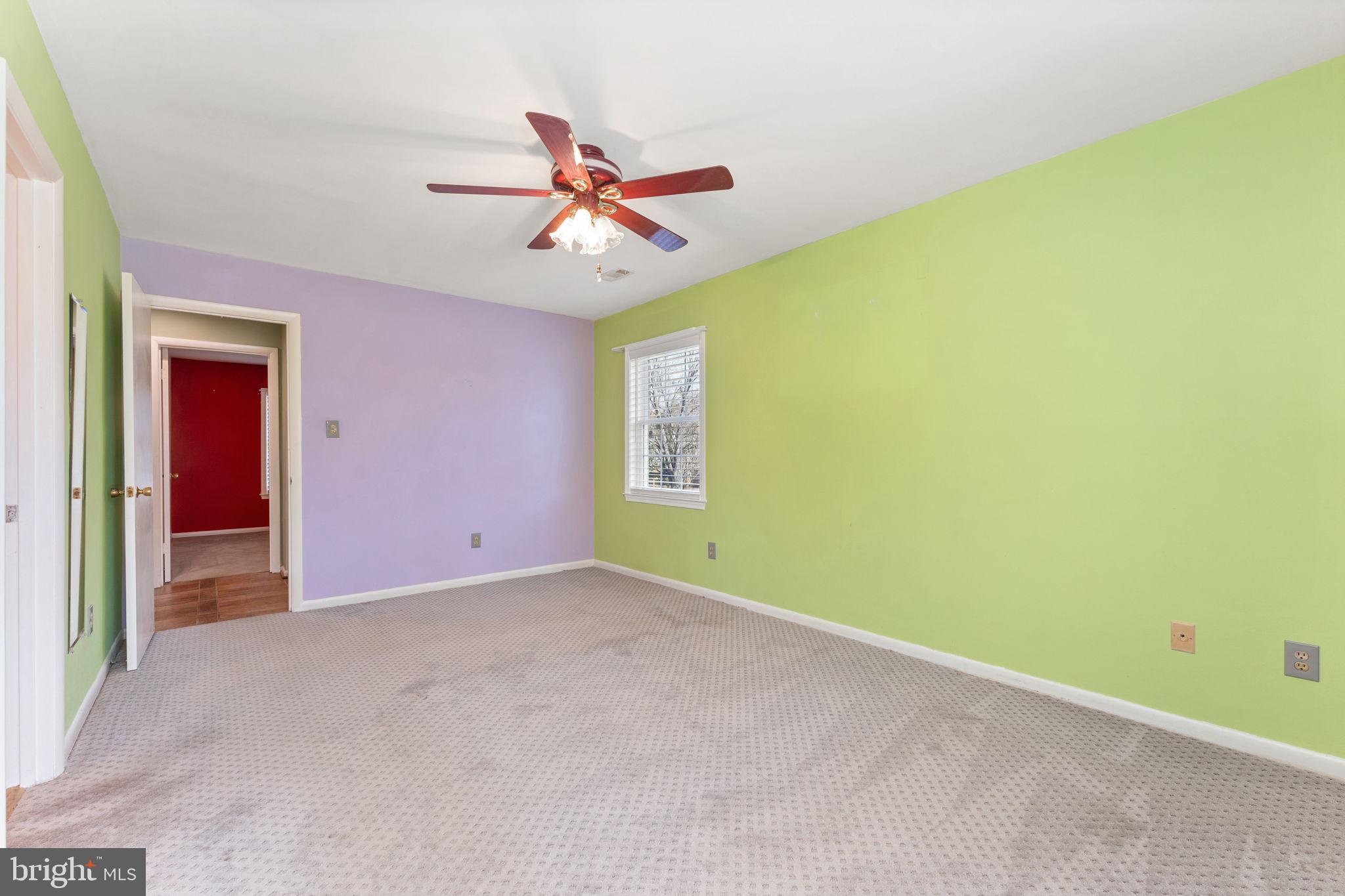 7168 King William St