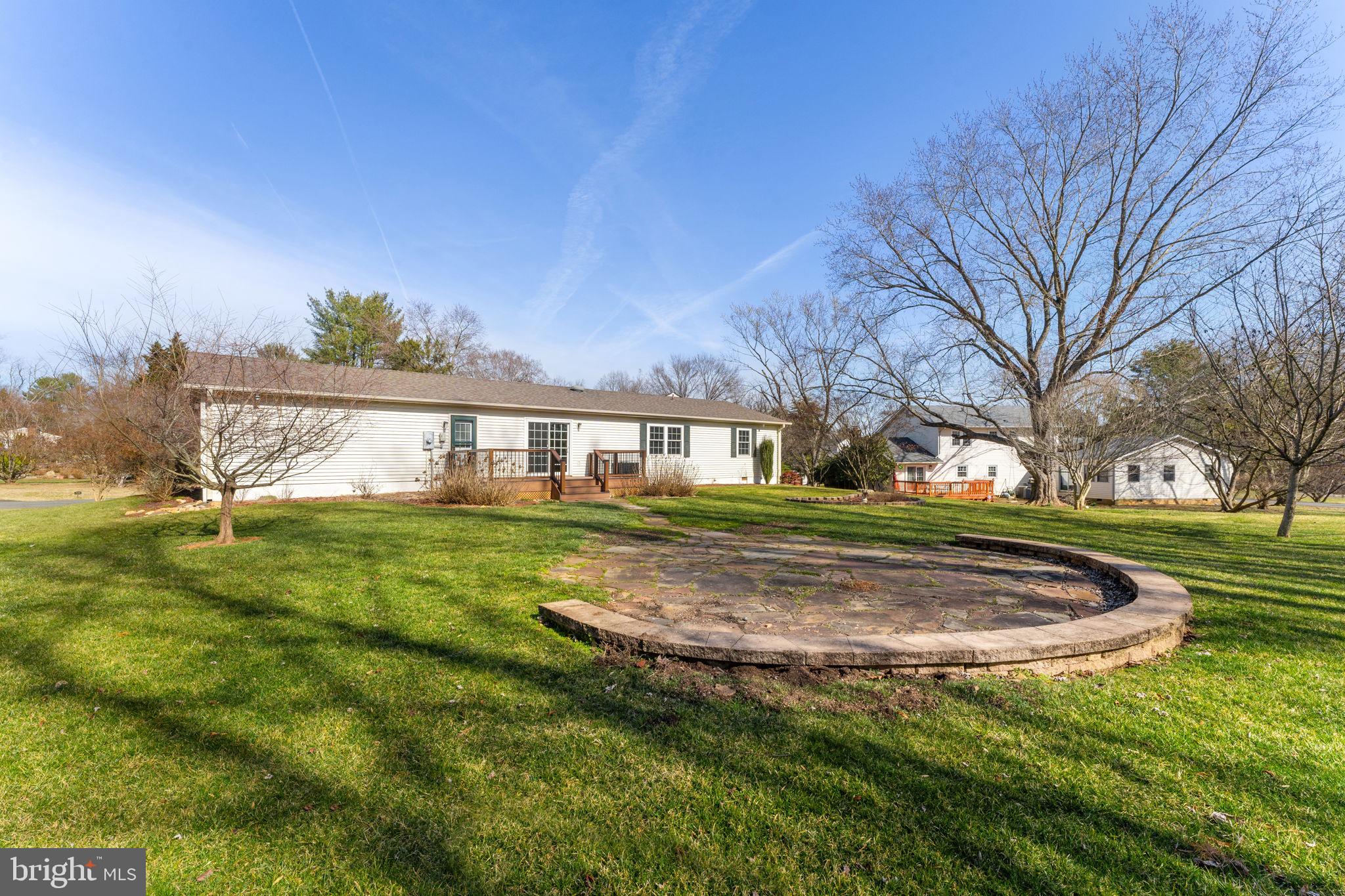 7168 King William St