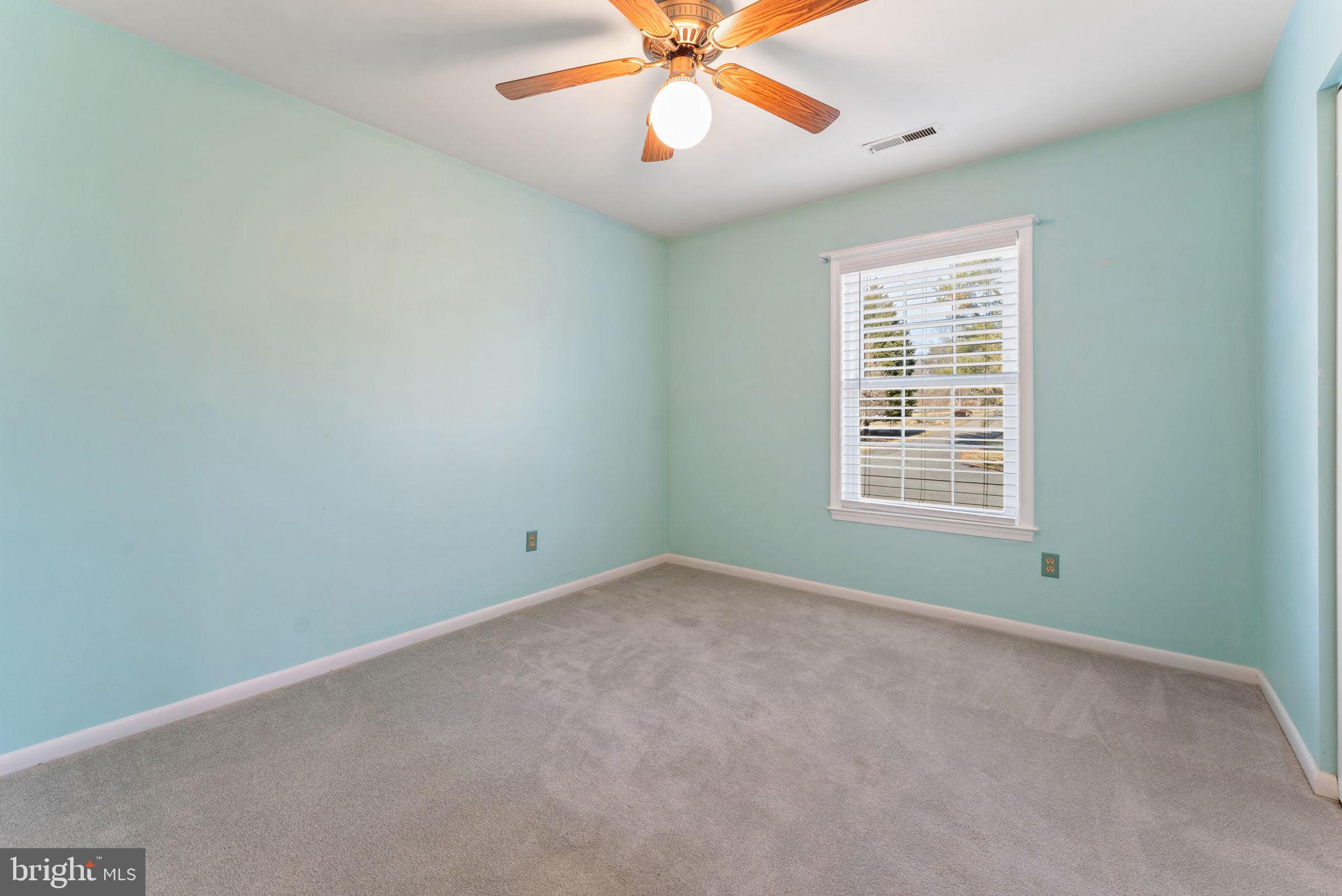 7168 King William St