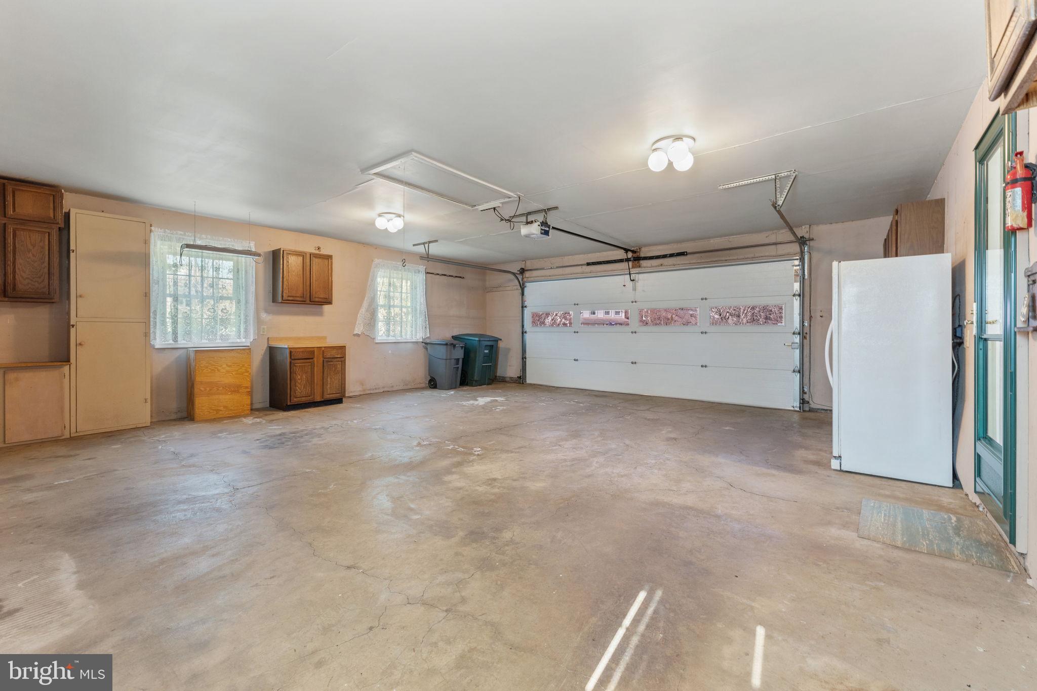 7168 King William St