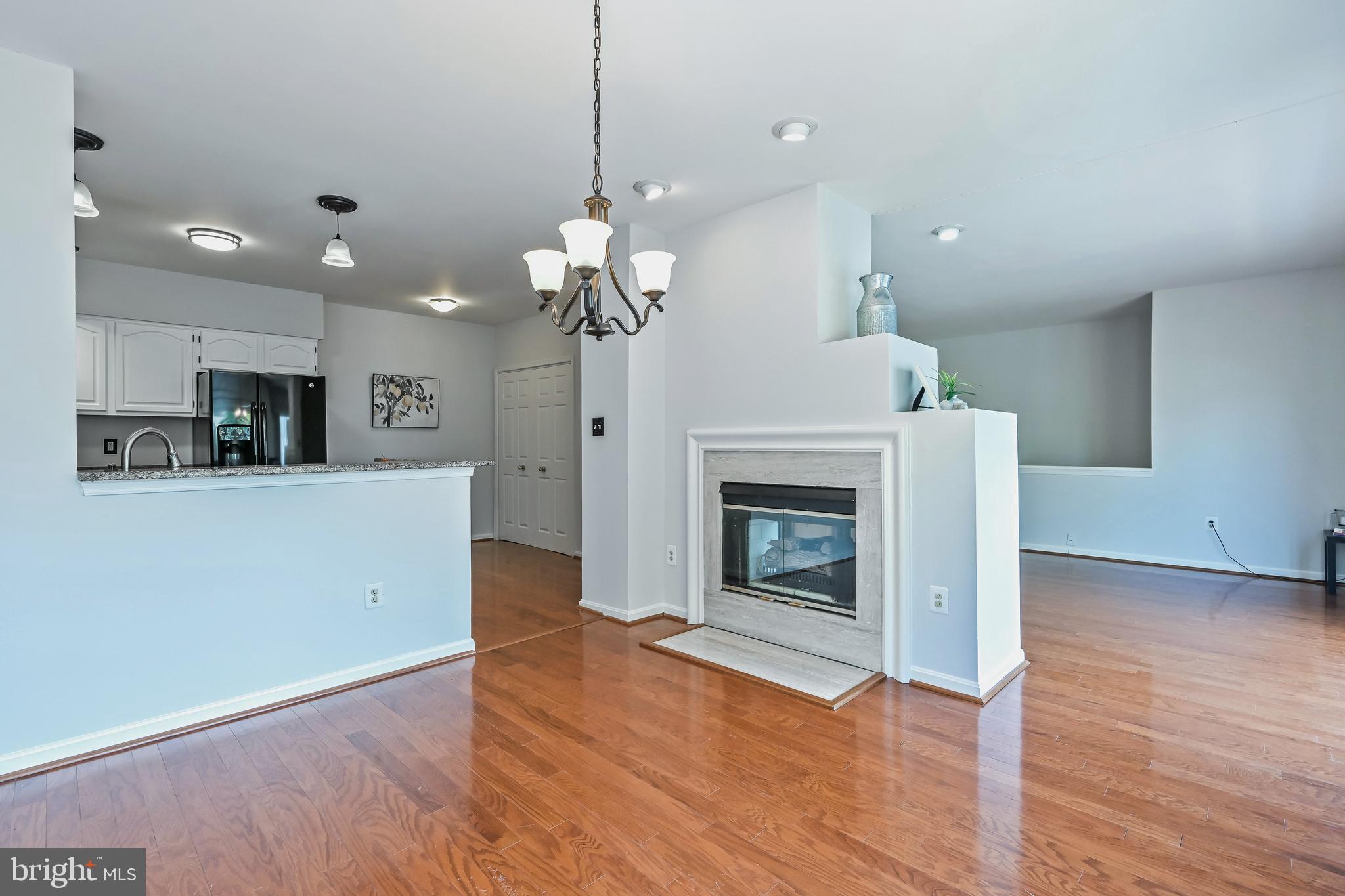 14407 Fallscliff Ln #19