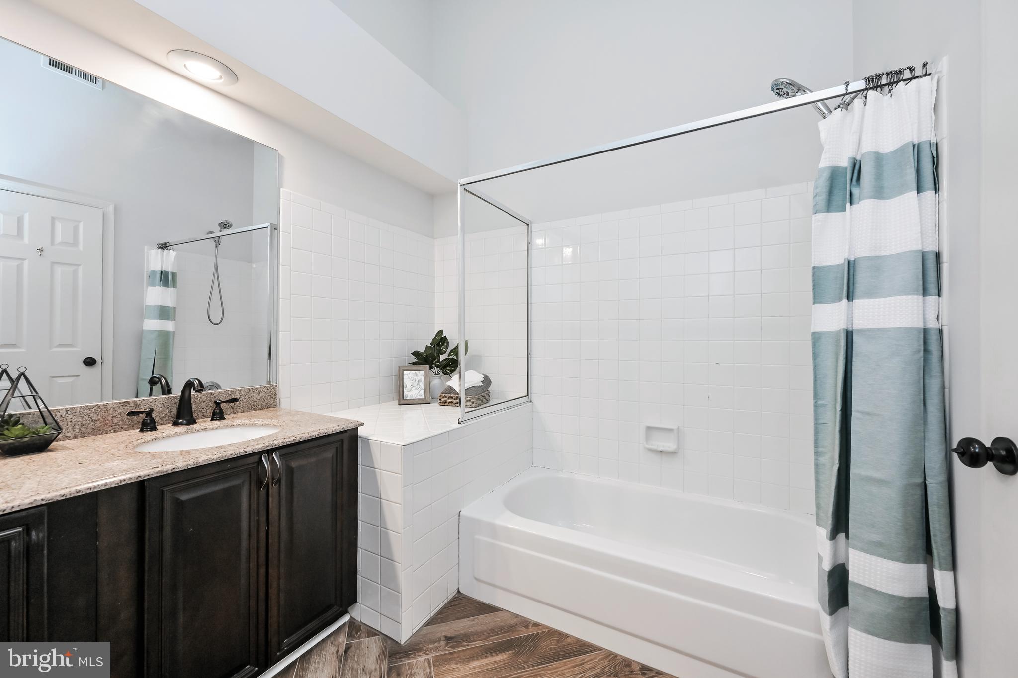 14407 Fallscliff Ln #19