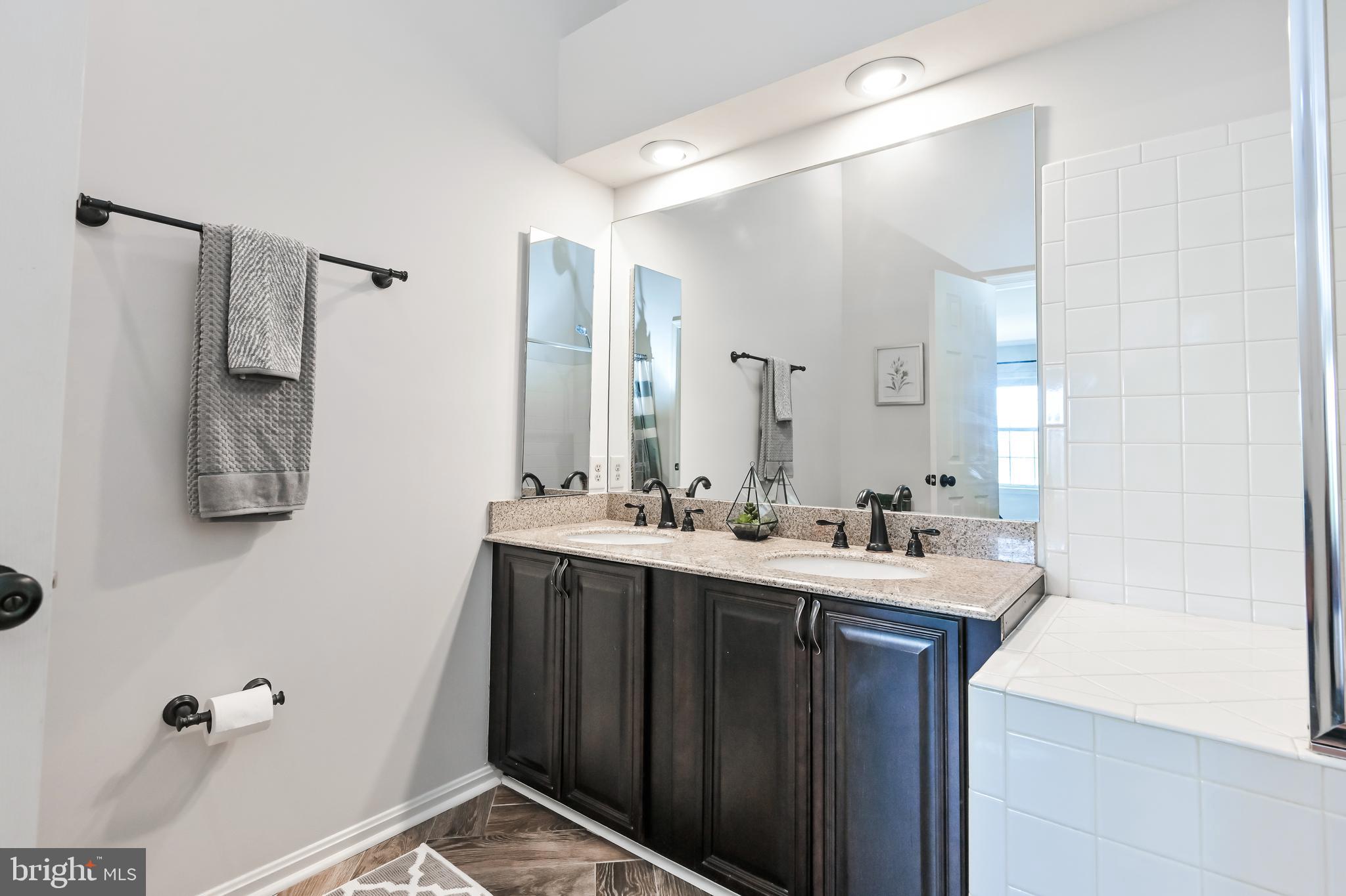 14407 Fallscliff Ln #19