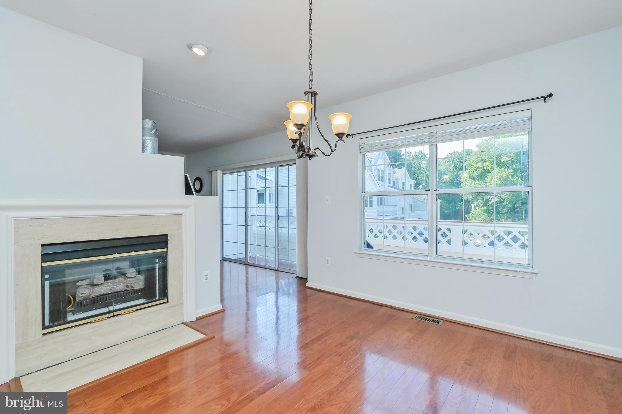 14407 Fallscliff Ln #19