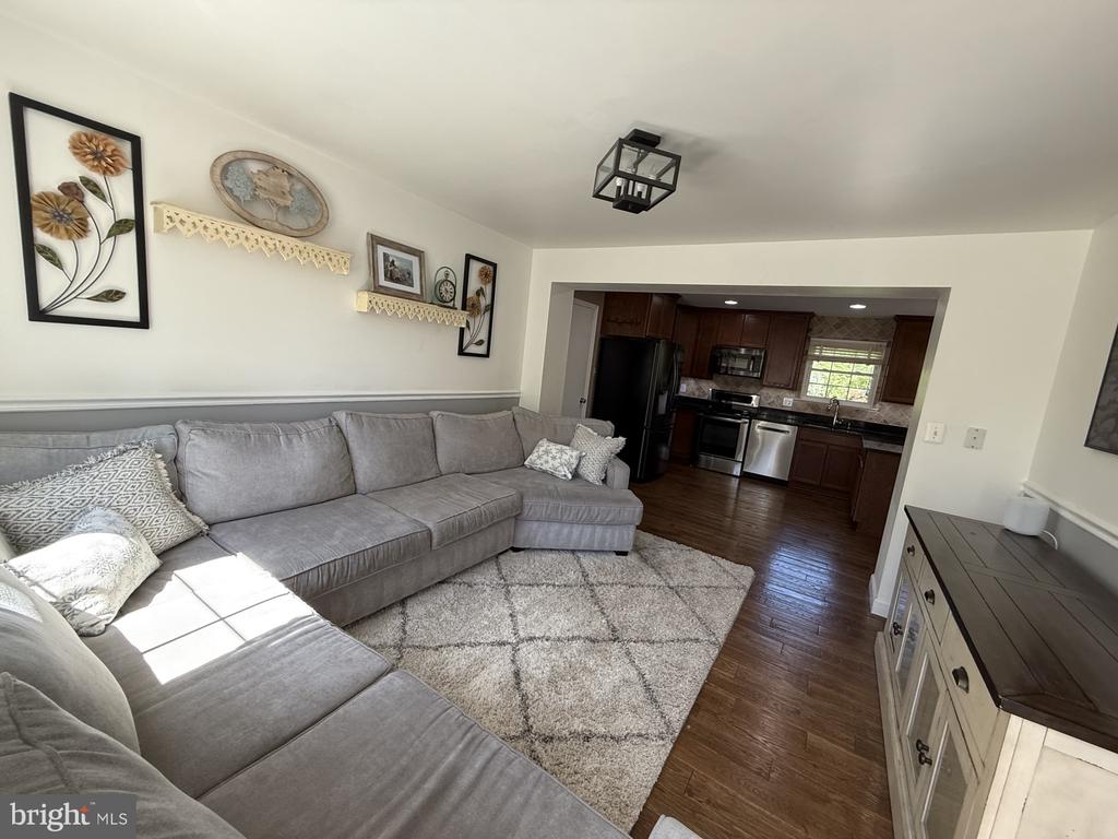 1406 Valebrook Ln