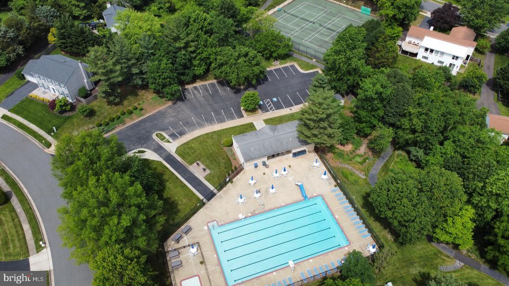 1406 Valebrook Ln