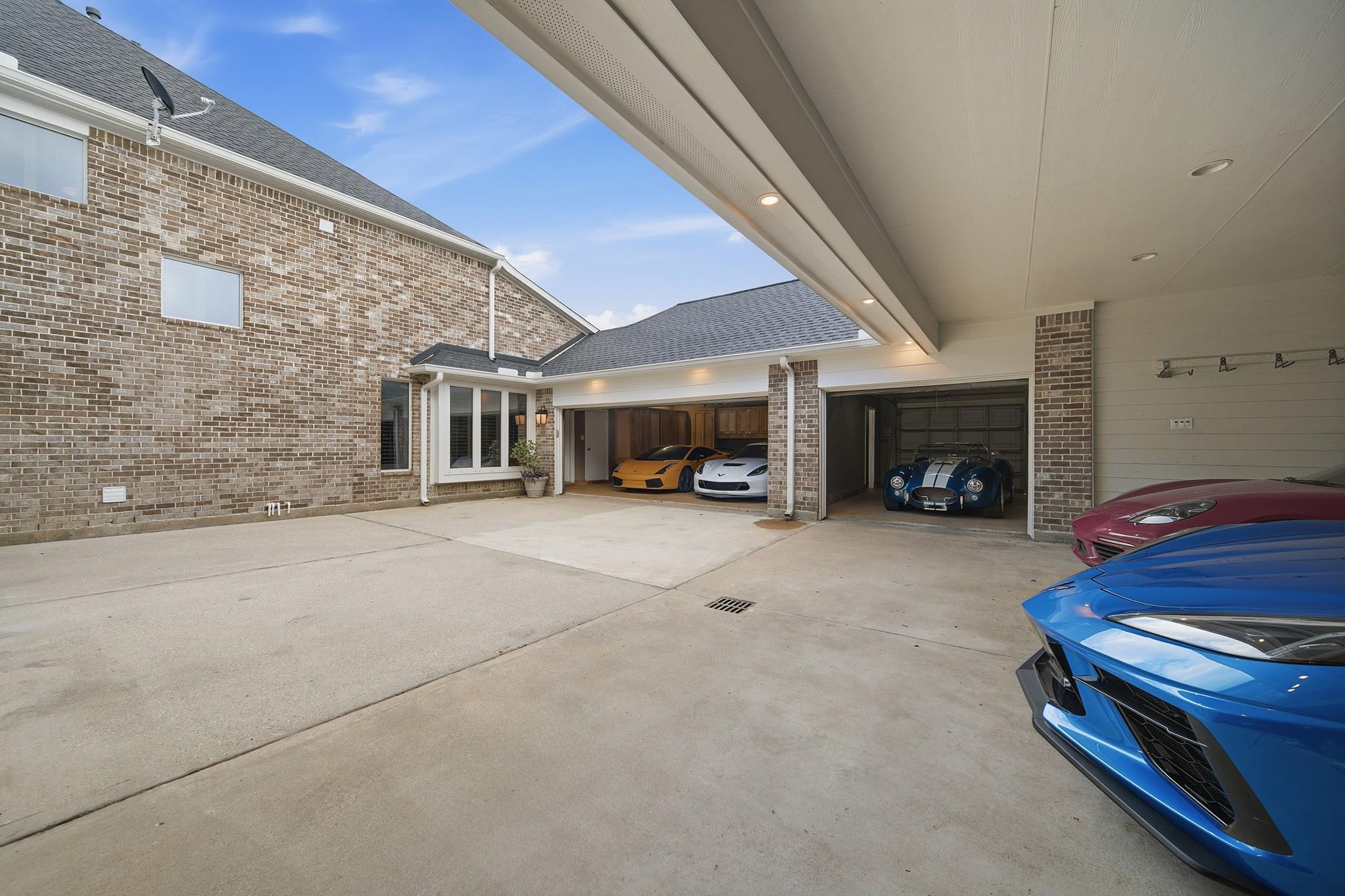 3960 Pebble Brook Drive