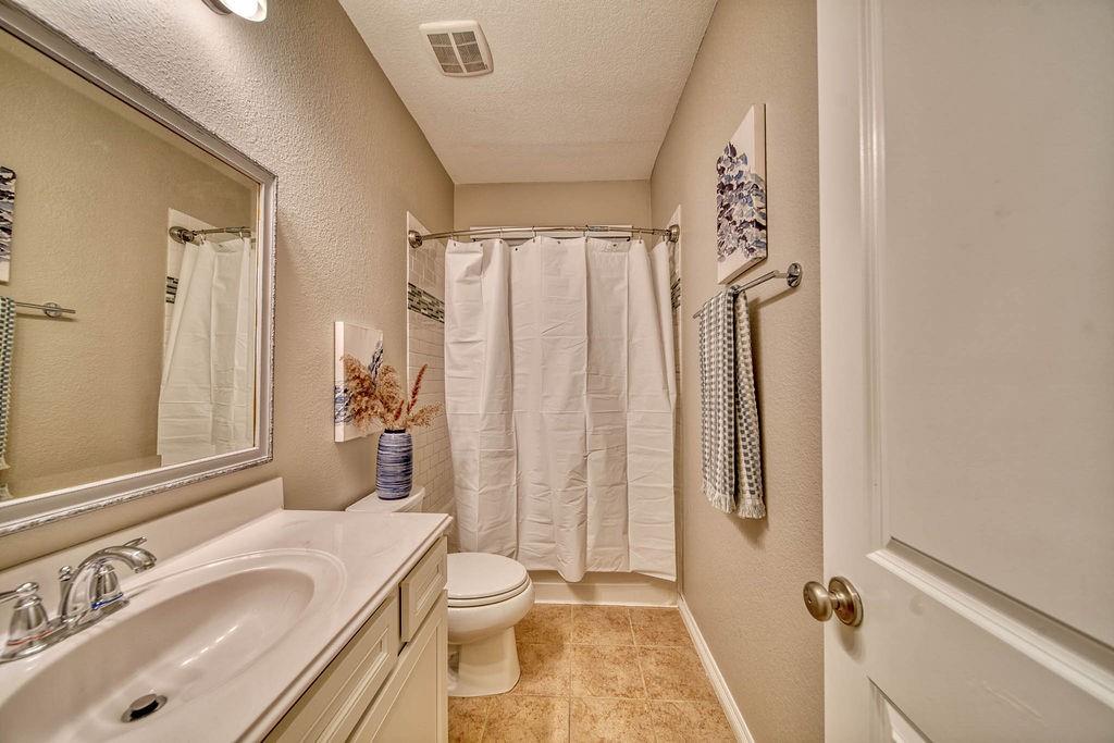 2420 Malaga Lane