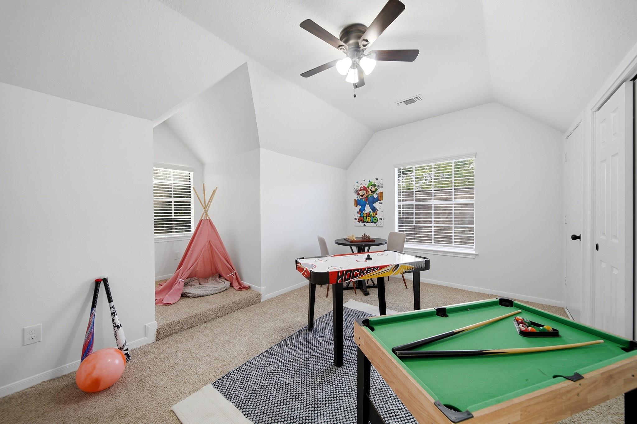 14611 Oak Chase Drive