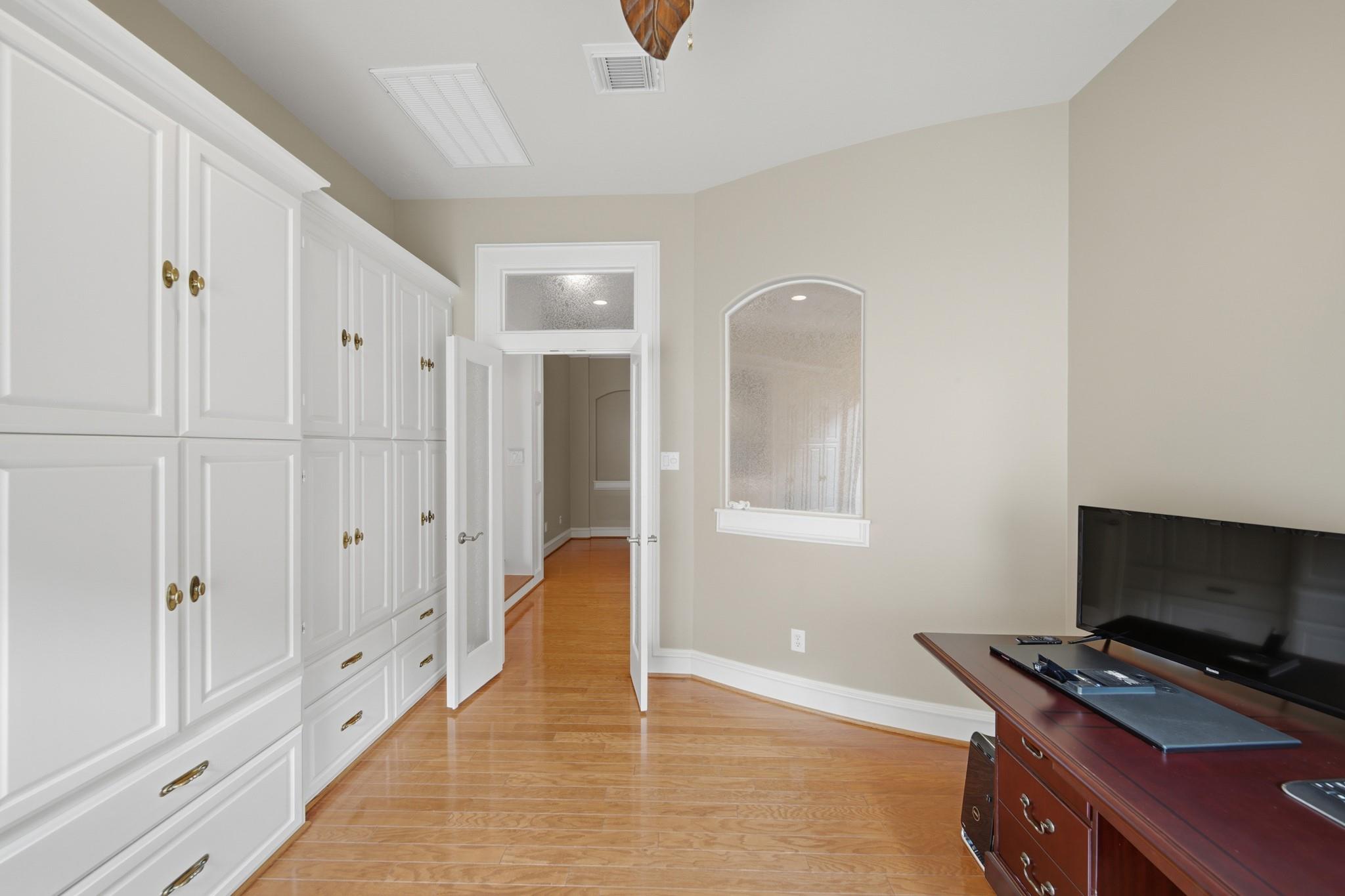 1403 Oceanside Lane