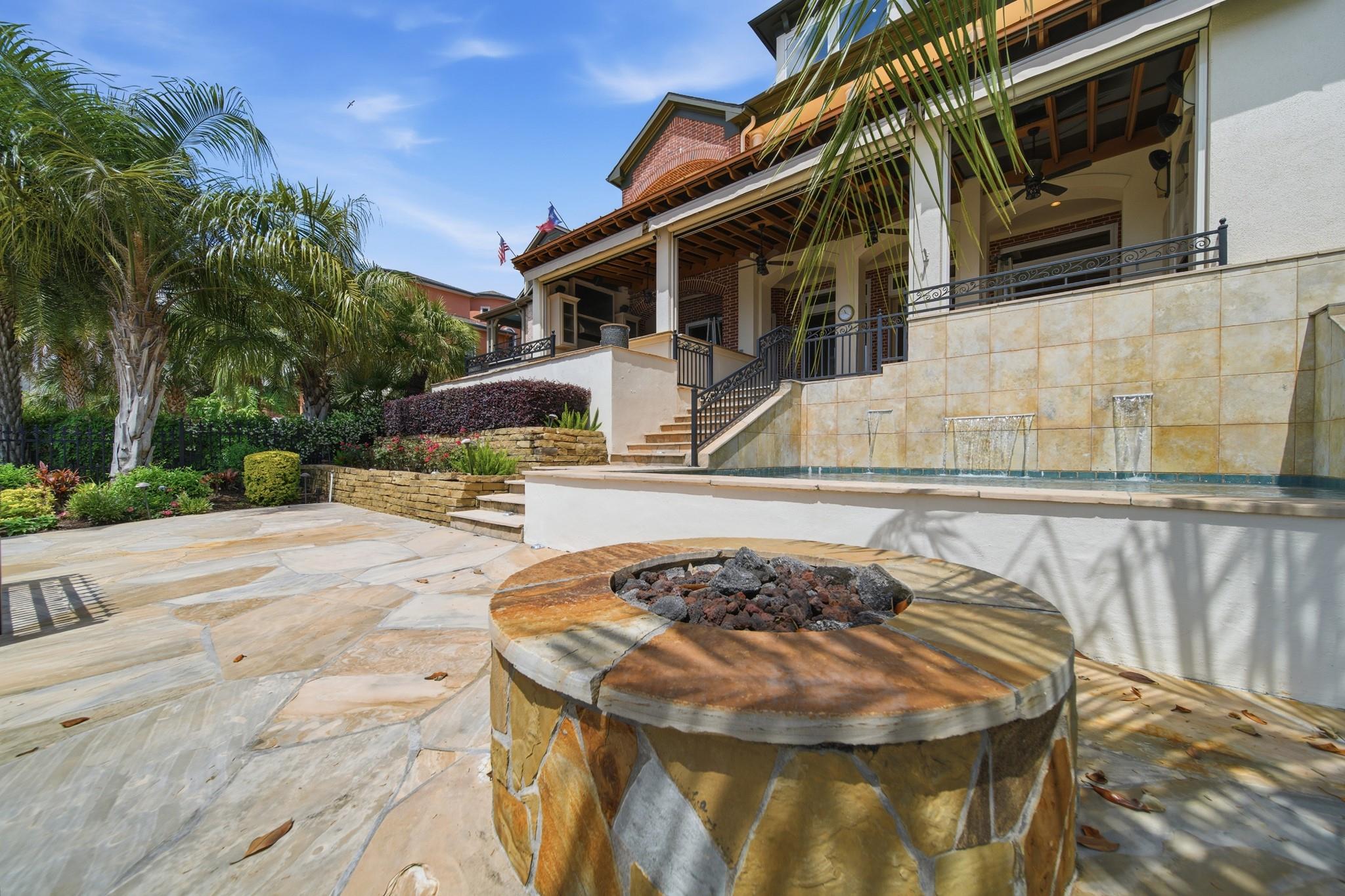 1403 Oceanside Lane