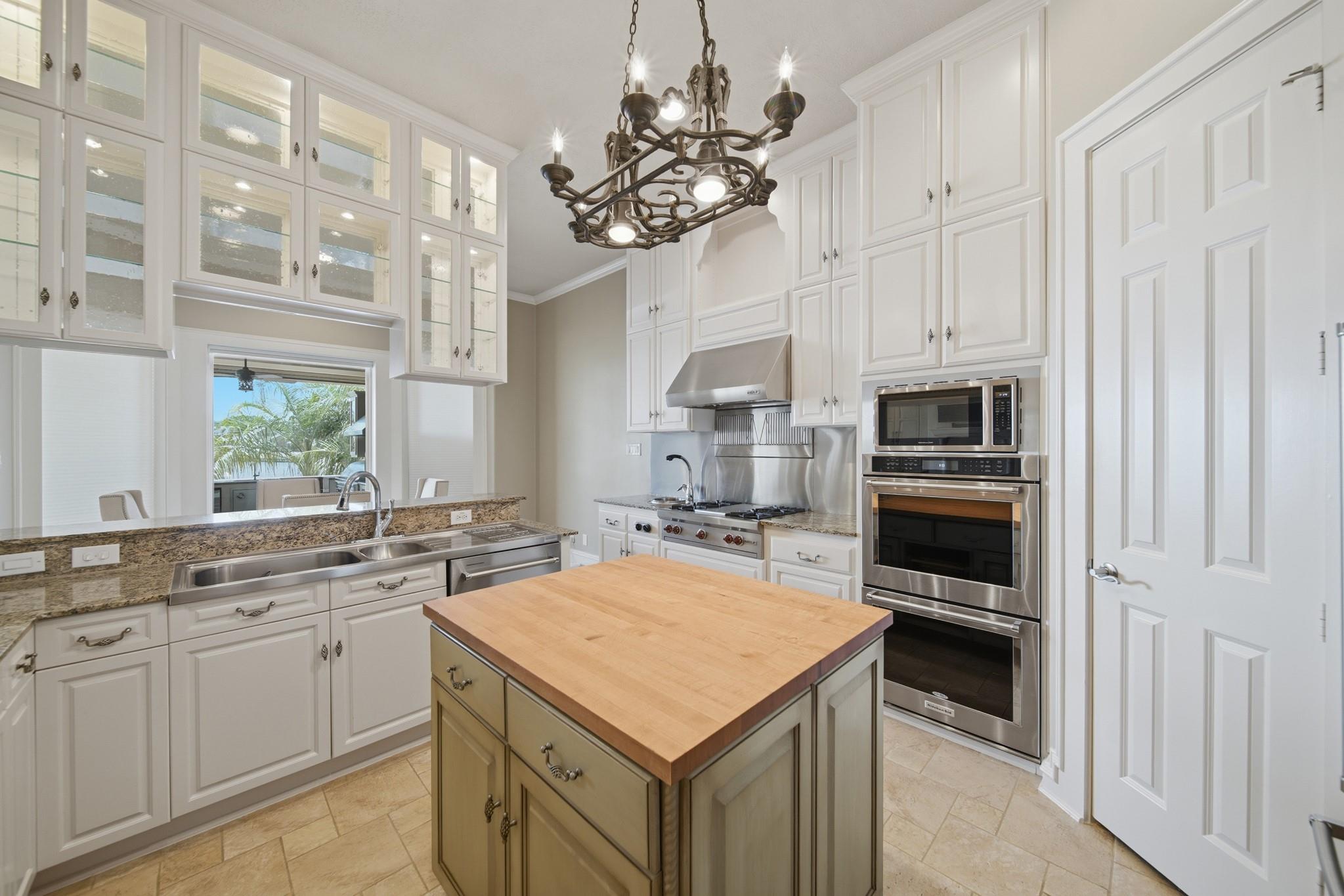 1403 Oceanside Lane