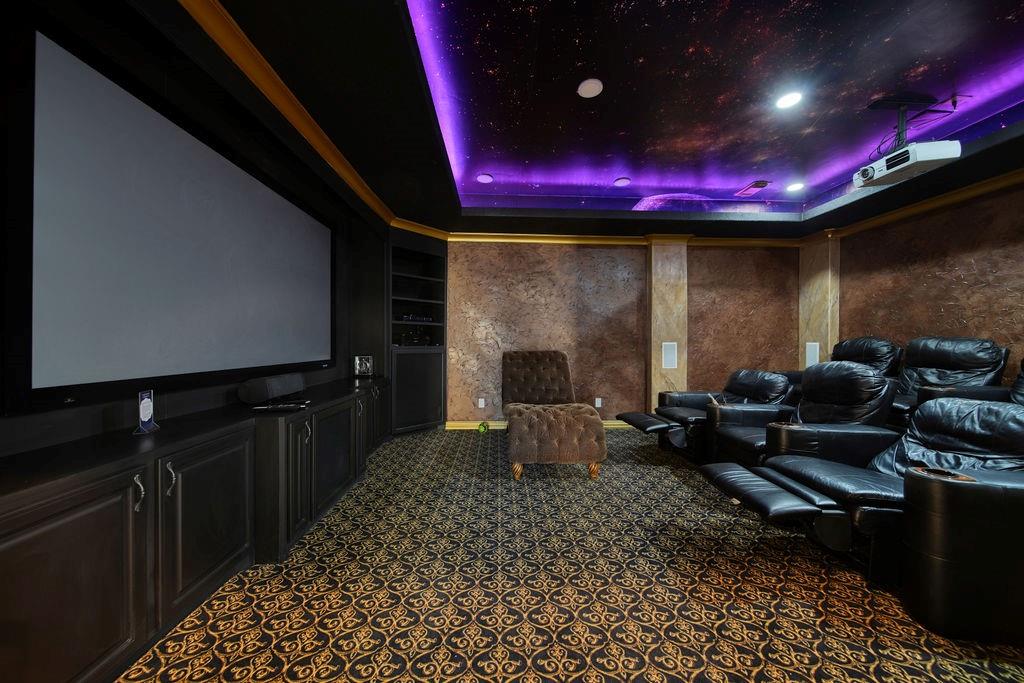 1303 Lakeway Drive