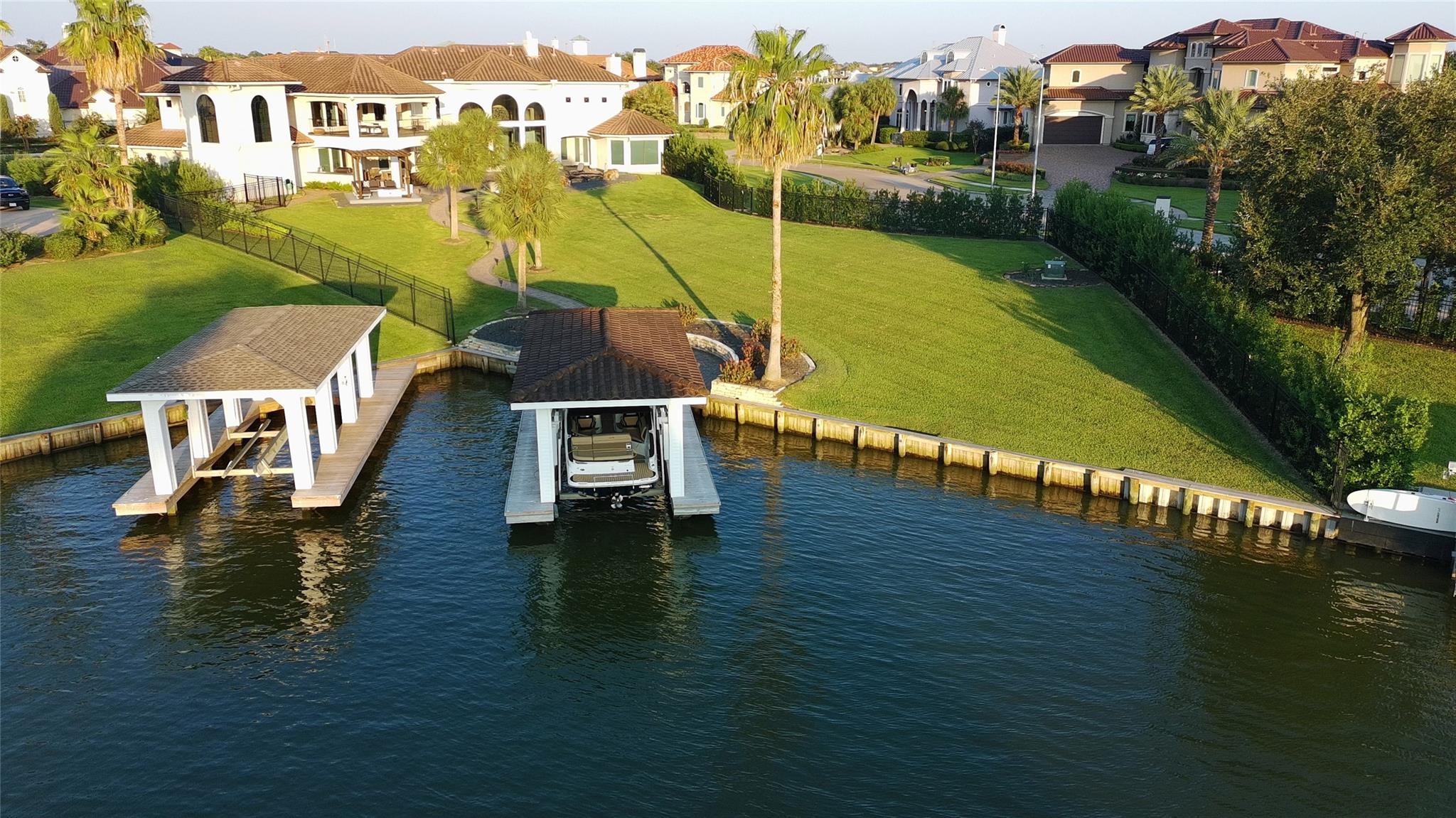 1303 Lakeway Drive