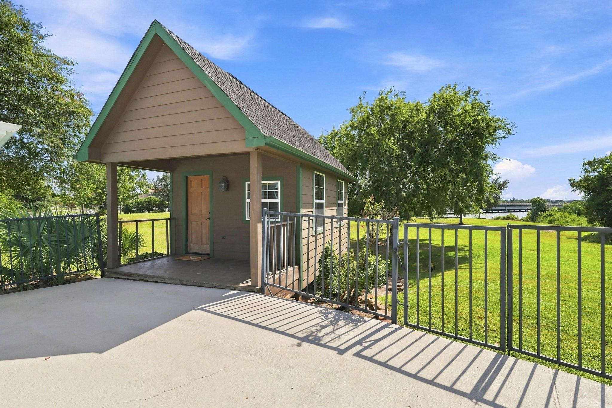 2904 Red Bluff Road