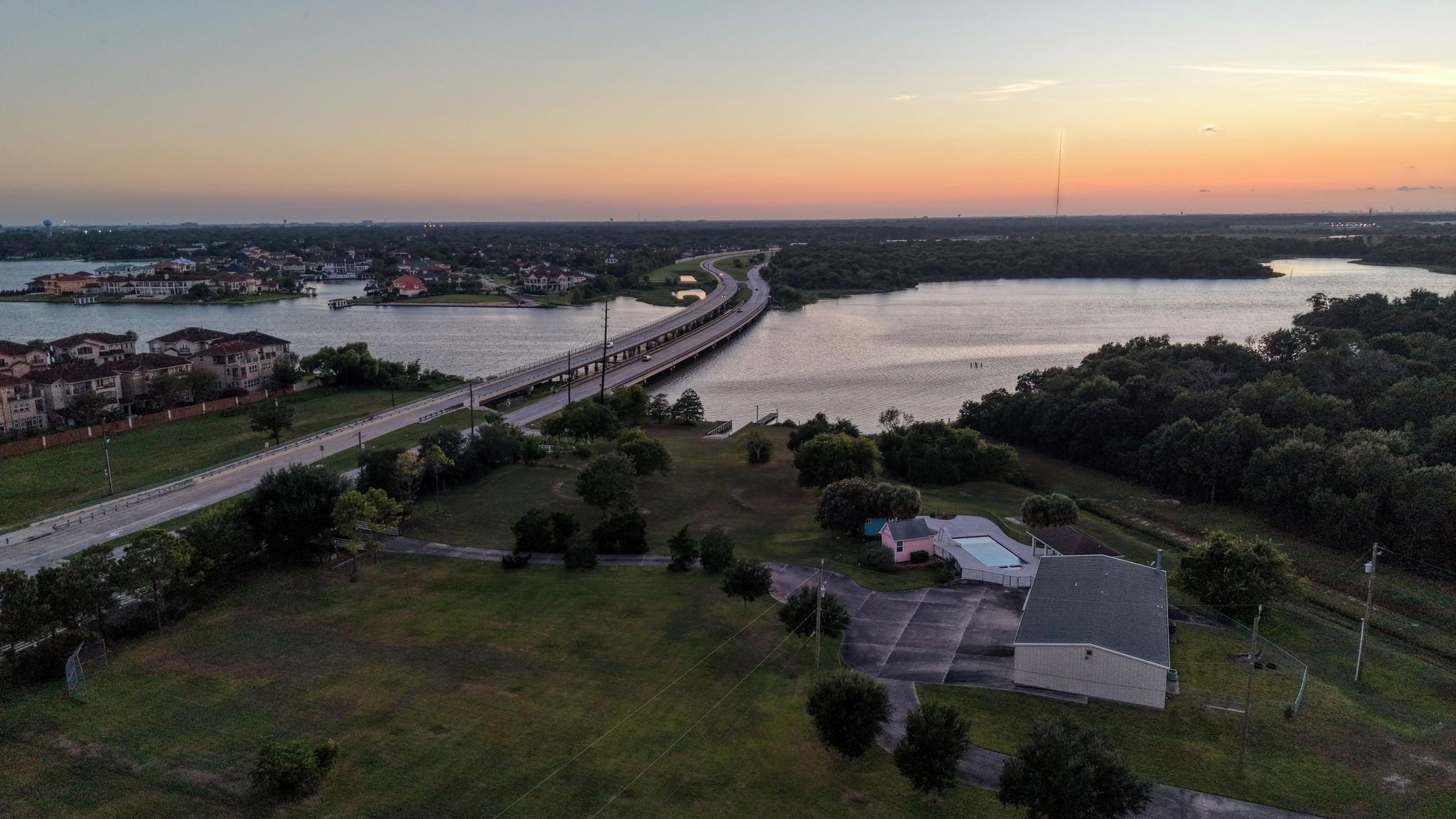 2904 Red Bluff Road