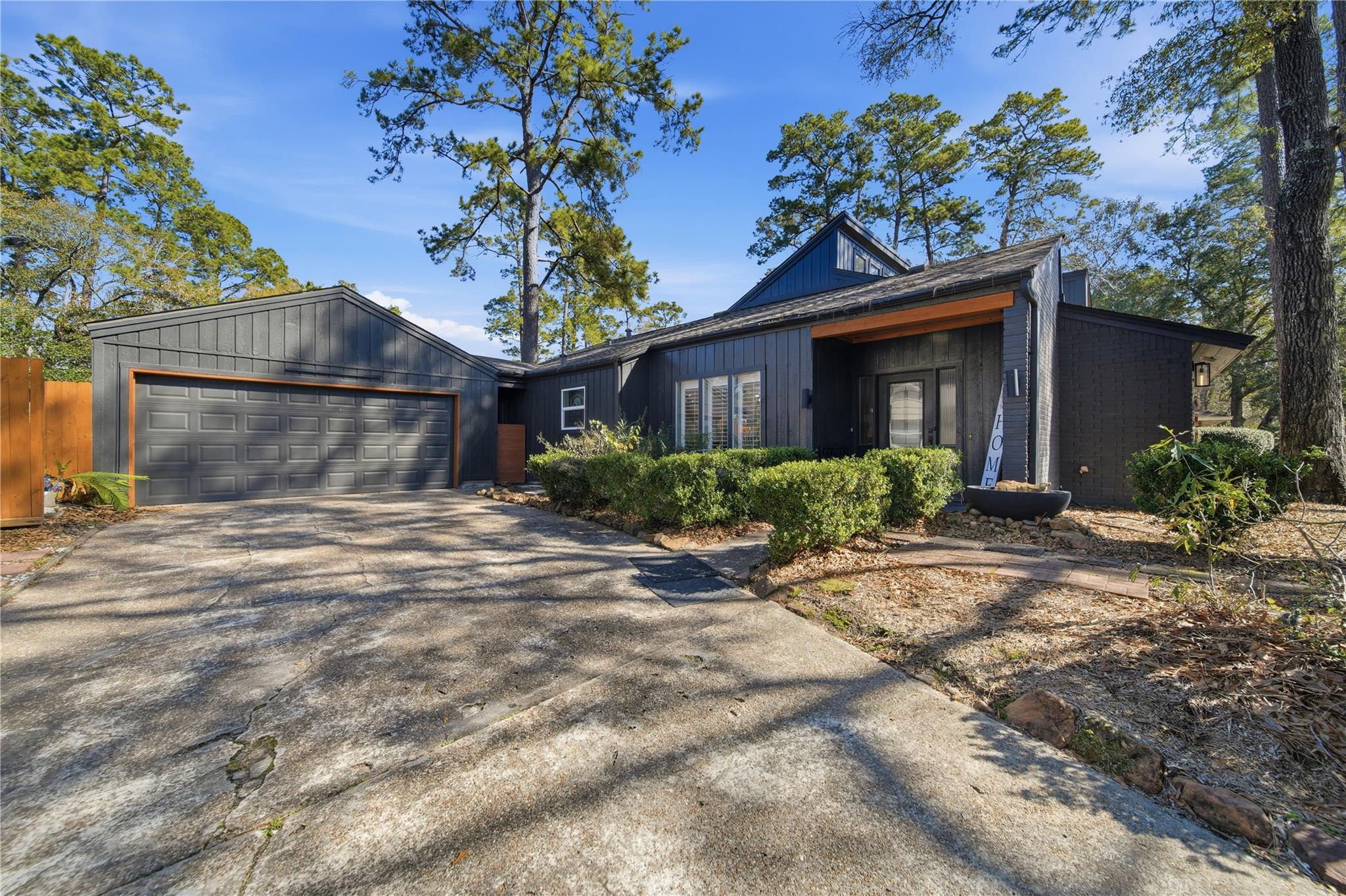 2211 Hickory Creek Drive