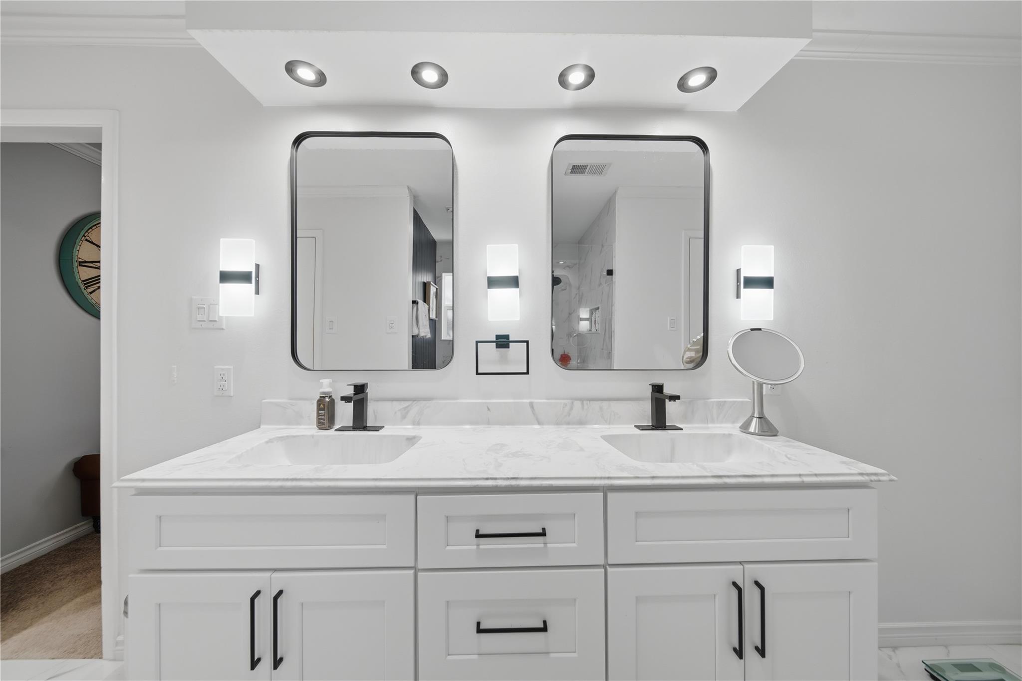 2211 Hickory Creek Drive