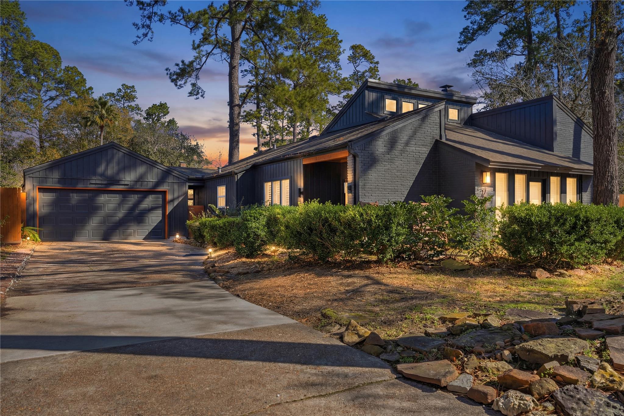 2211 Hickory Creek Drive