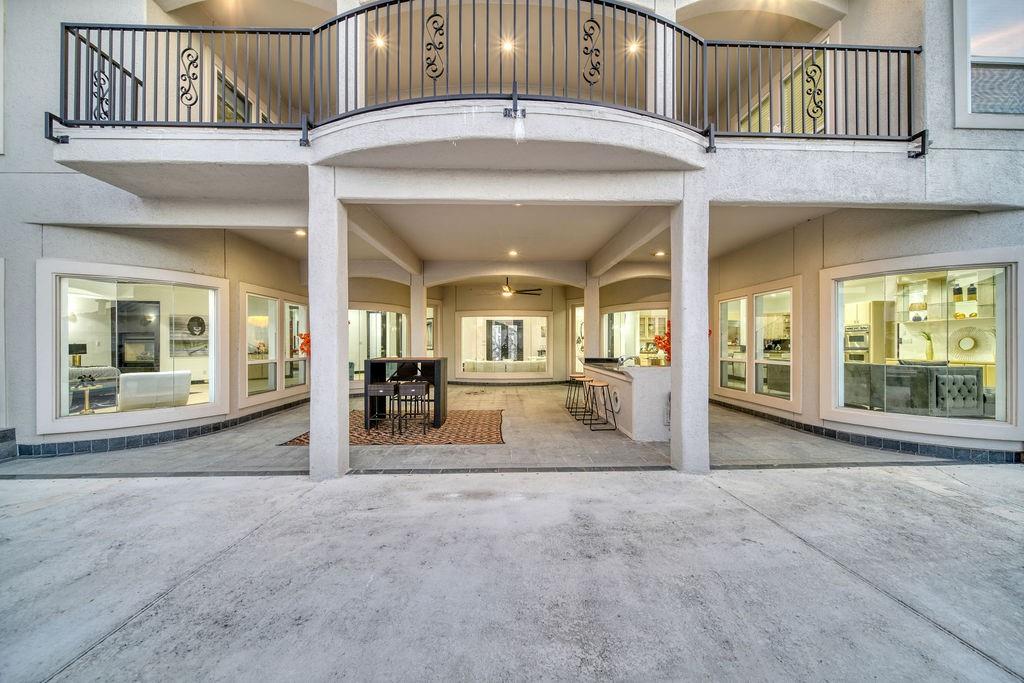 1907 Ray Shell Court