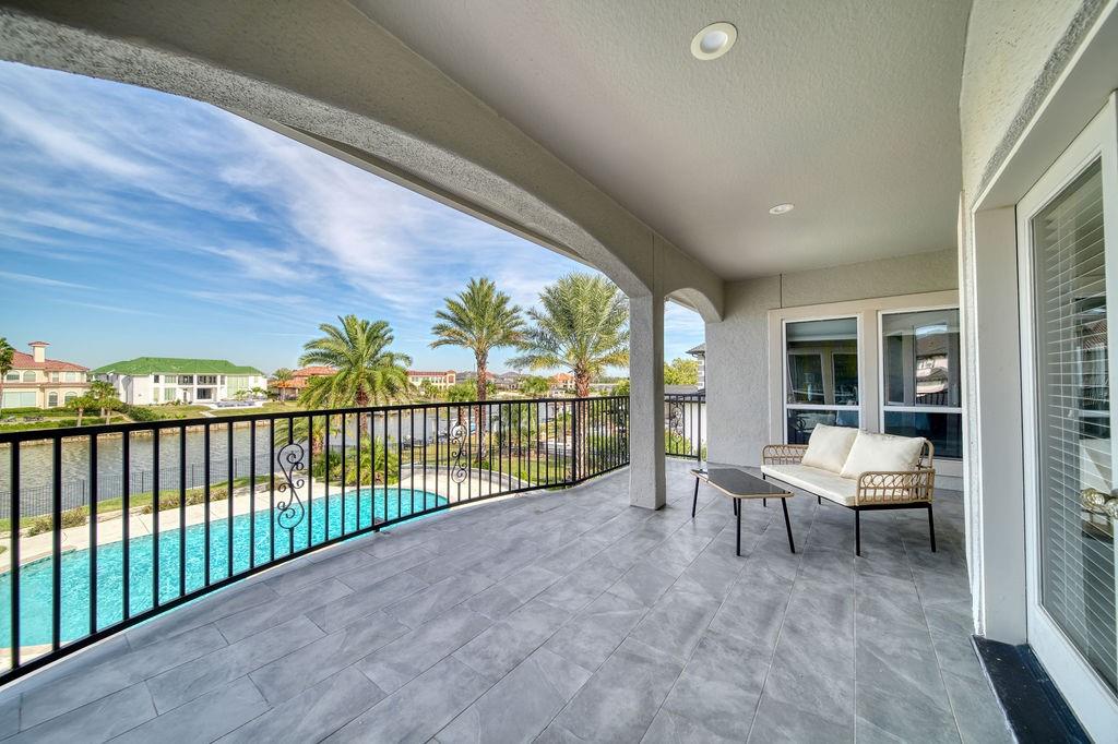 1907 Ray Shell Court